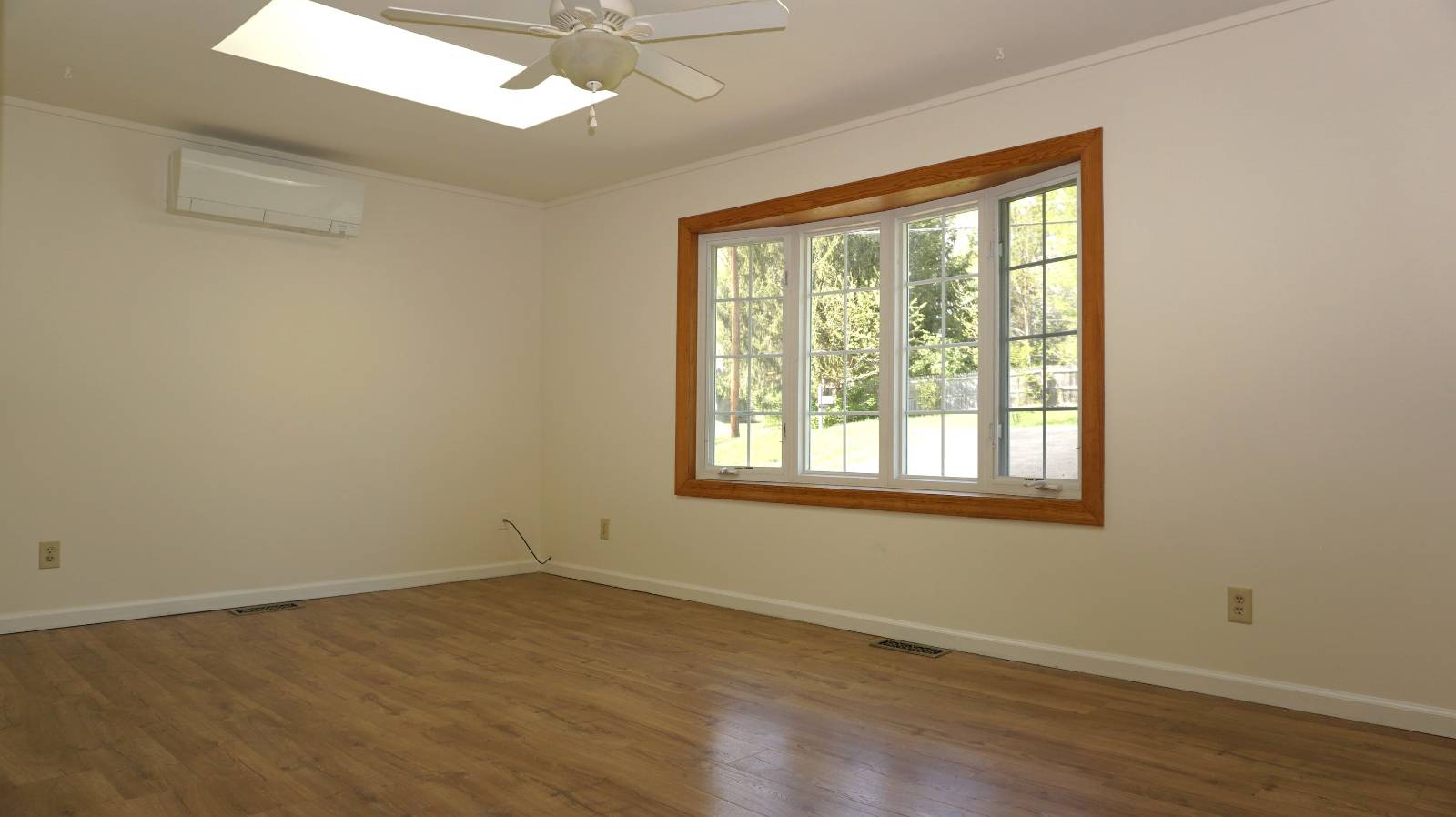 #5 photo, 10 Aspinwall Rd, Red Hook , NY 12571