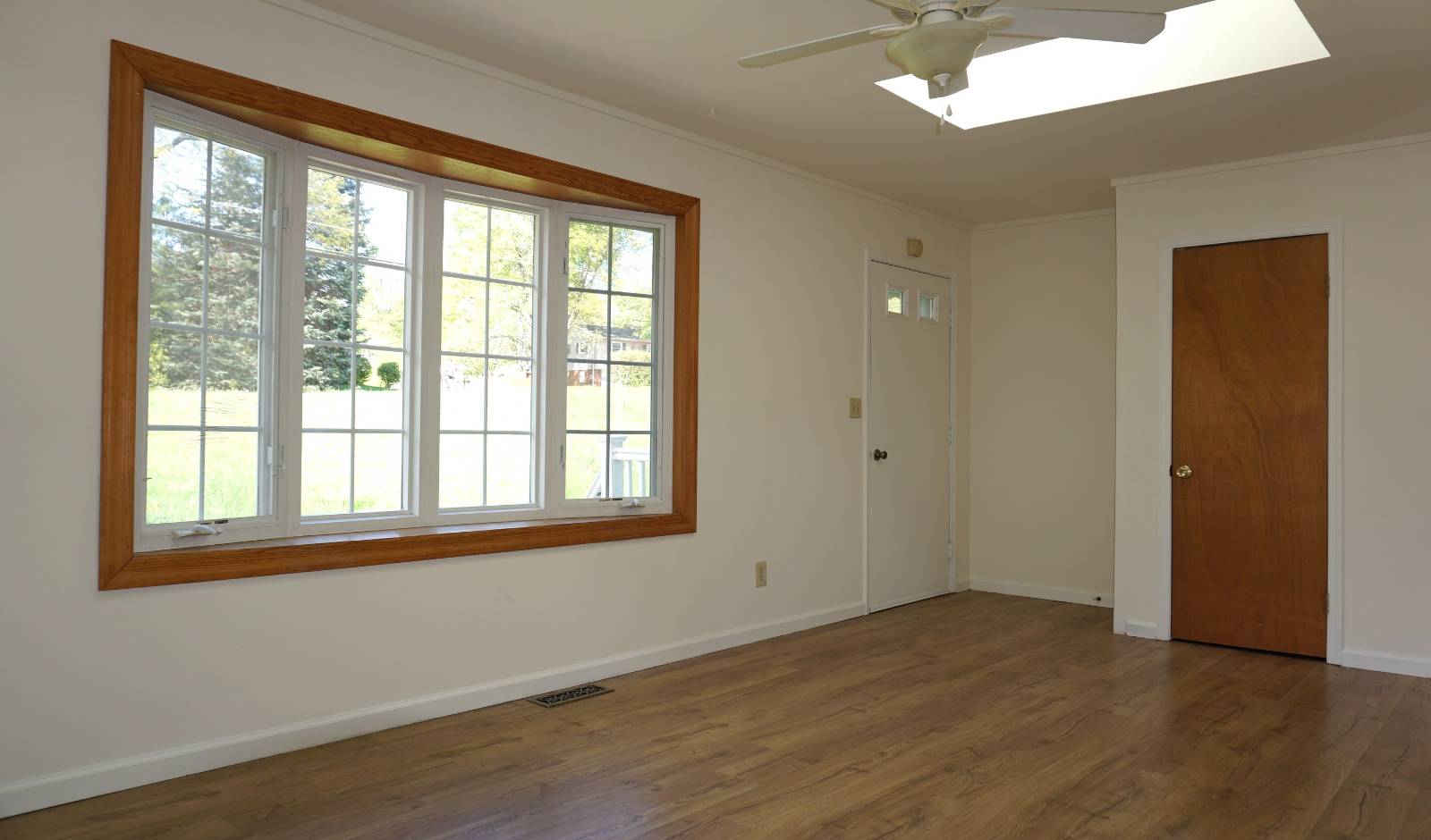 #6 photo, 10 Aspinwall Rd, Red Hook , NY 12571