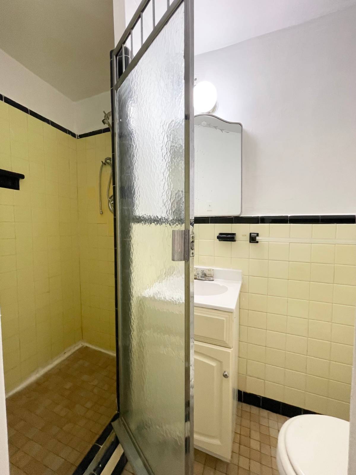 #10 photo, 98-50 63rd Dr, #1G, クイーンズ区 Rego Park , NY 11374