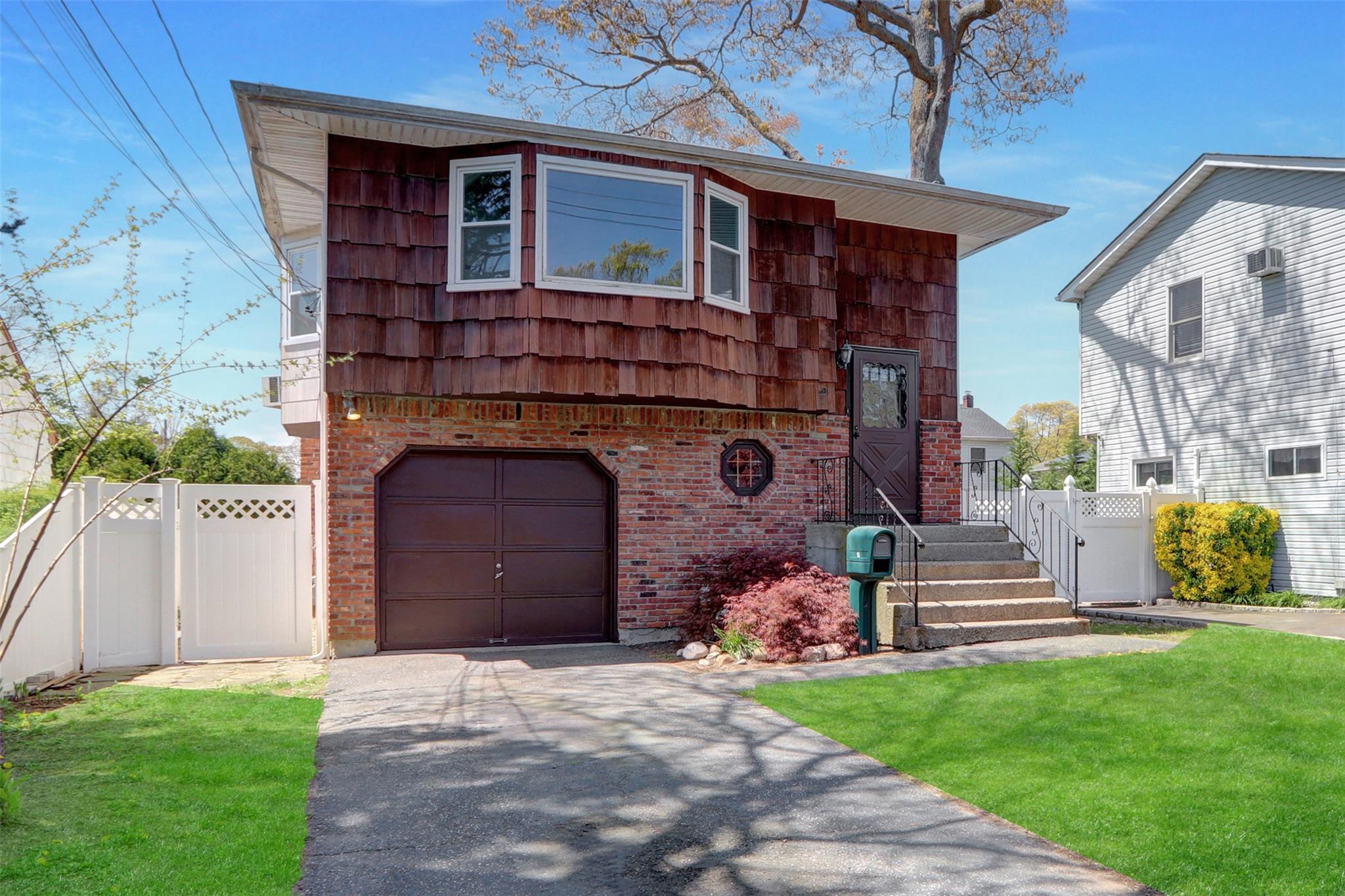 #1 photo, 12 Wyant Avenue, Ronkonkoma , NY 11779