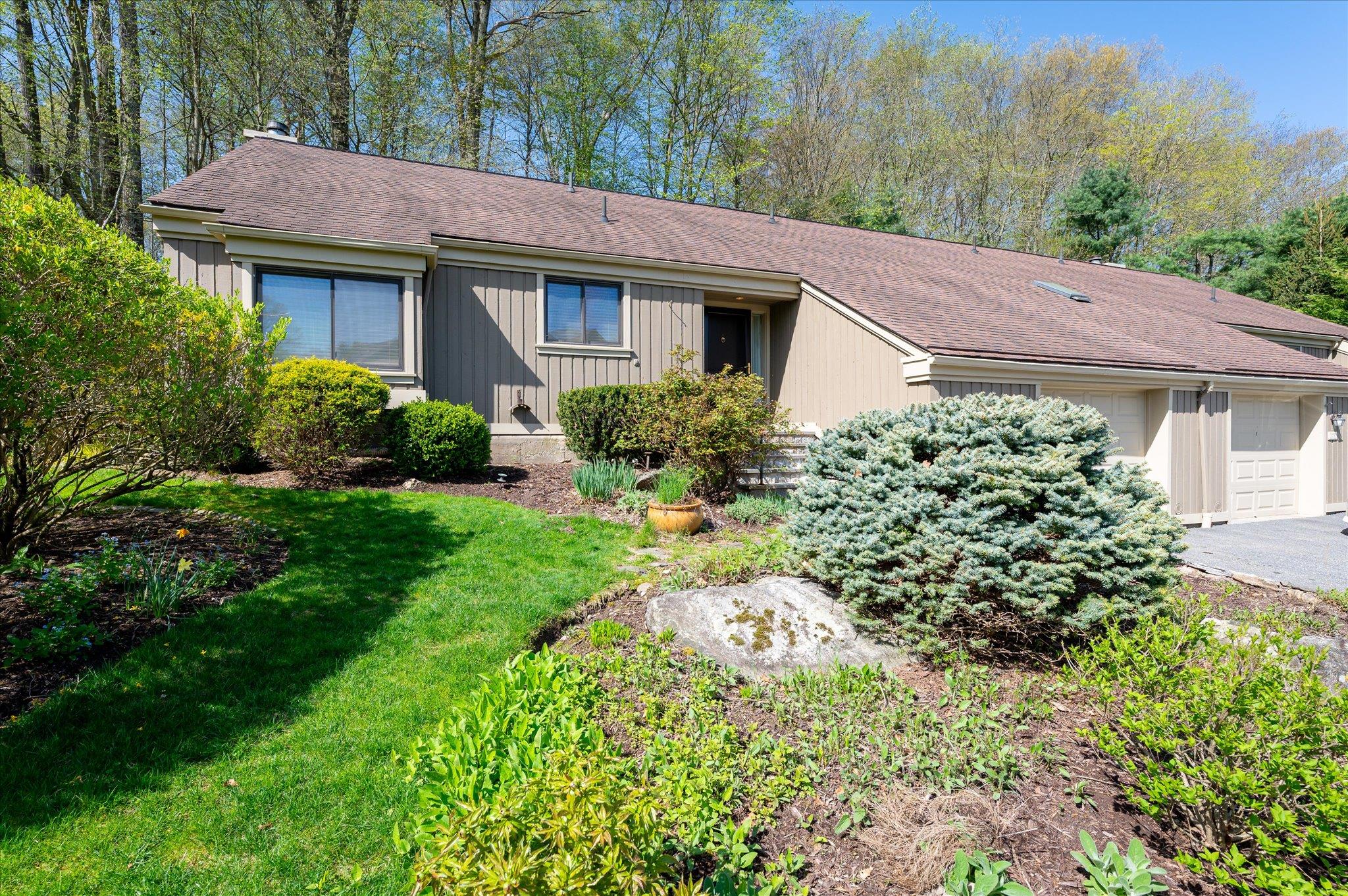 #1 photo, 615 Heritage Hills, Somers , NY 10589