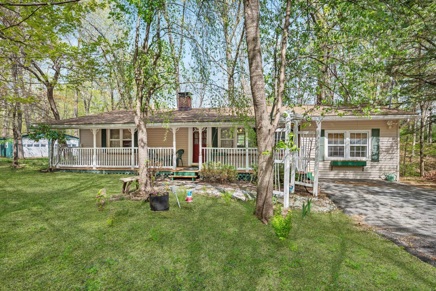 #1 photo, 54 Glenmere Homesites Road, Florida , NY 10921