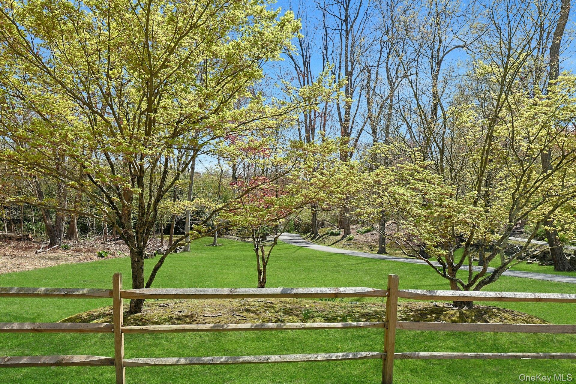 #4 photo, 300 Sheldon Avenue, Tarrytown , NY 10591