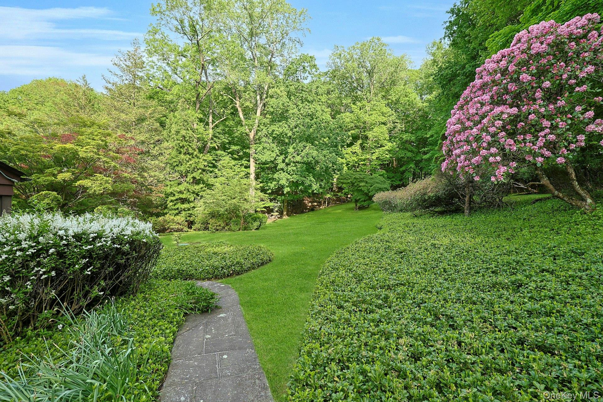 #9 photo, 300 Sheldon Avenue, Tarrytown , NY 10591