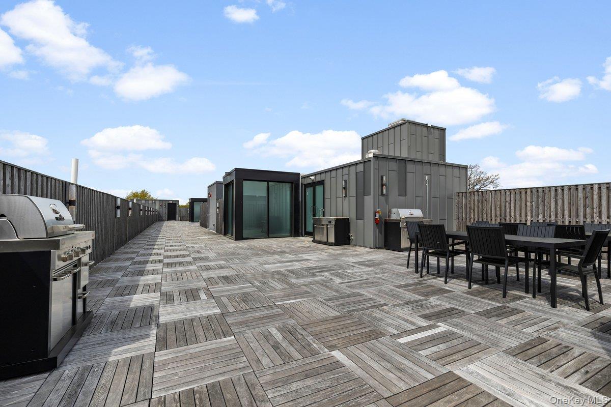 #12 photo, 33 Calvert Street, Harrison , NY 10528