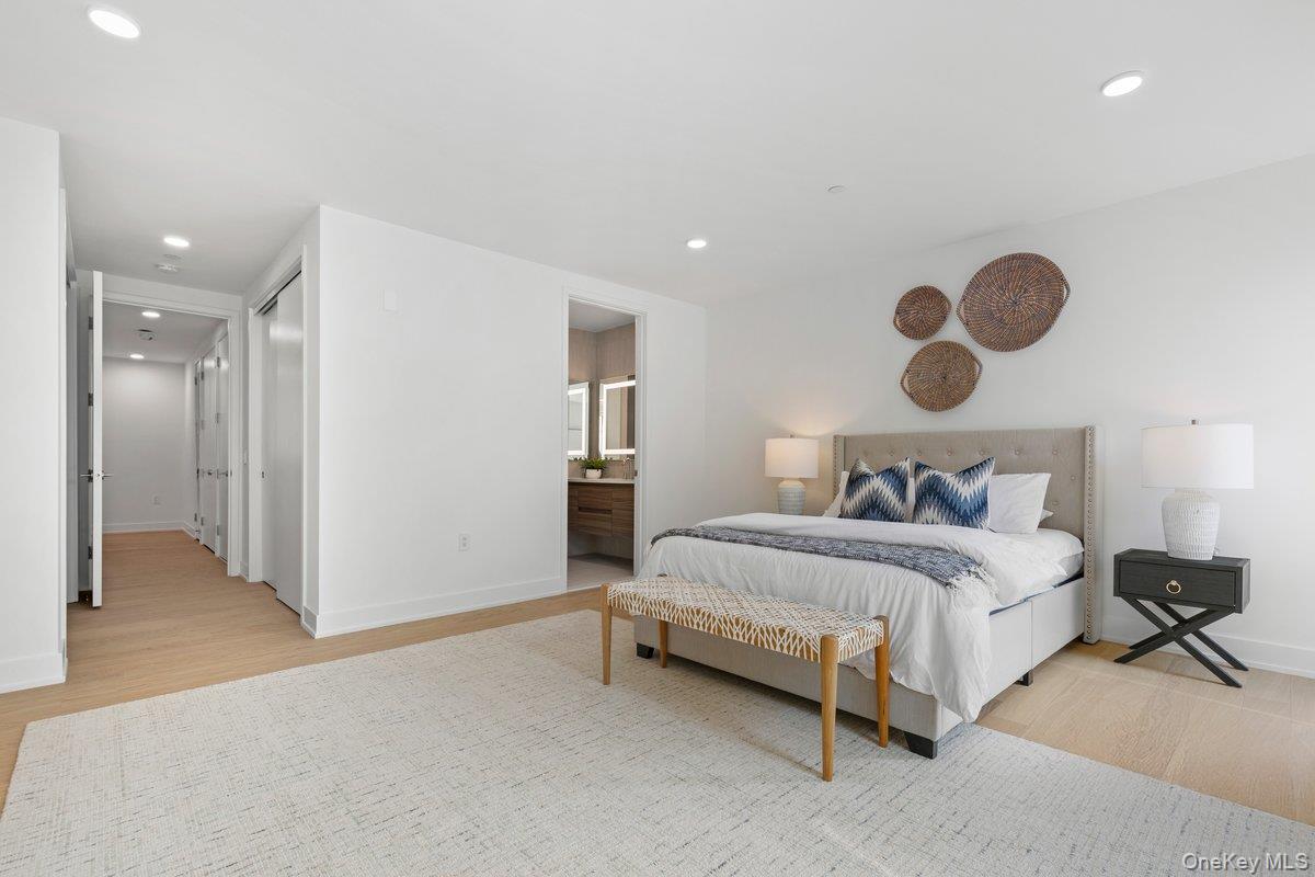 #6 photo, 33 Calvert Street, Harrison , NY 10528