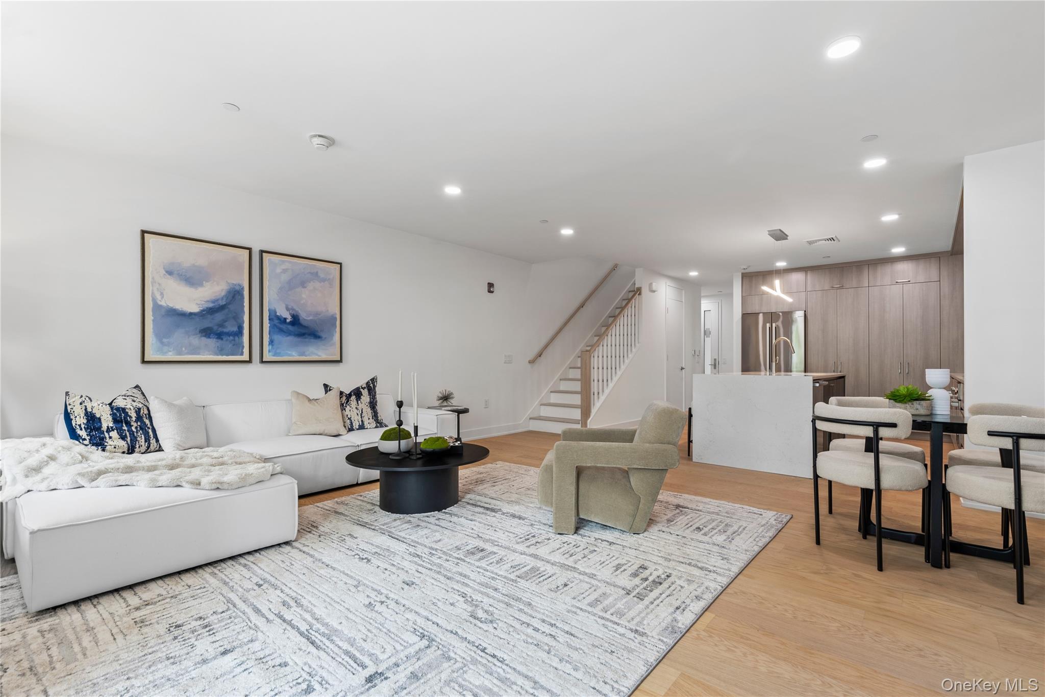 #6 photo, 33 Calvert Street, Harrison , NY 10528