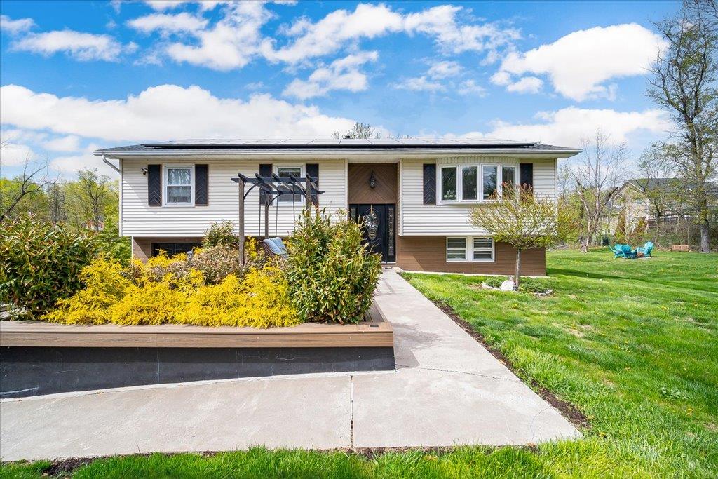 #1 photo, 7 Lincoln Drive, Wallkill , NY 12589