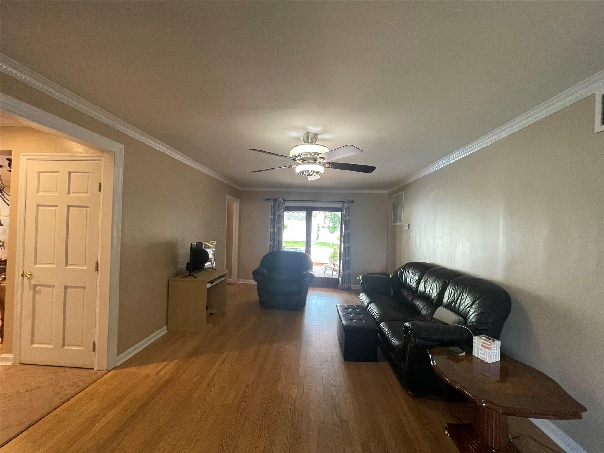 #14 photo, 79 Constellation Road, ナッソー郡 Levittown , NY 11756