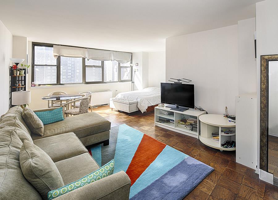 #1 photo, 225 E 36TH Street, Murray Hill , NY 10016