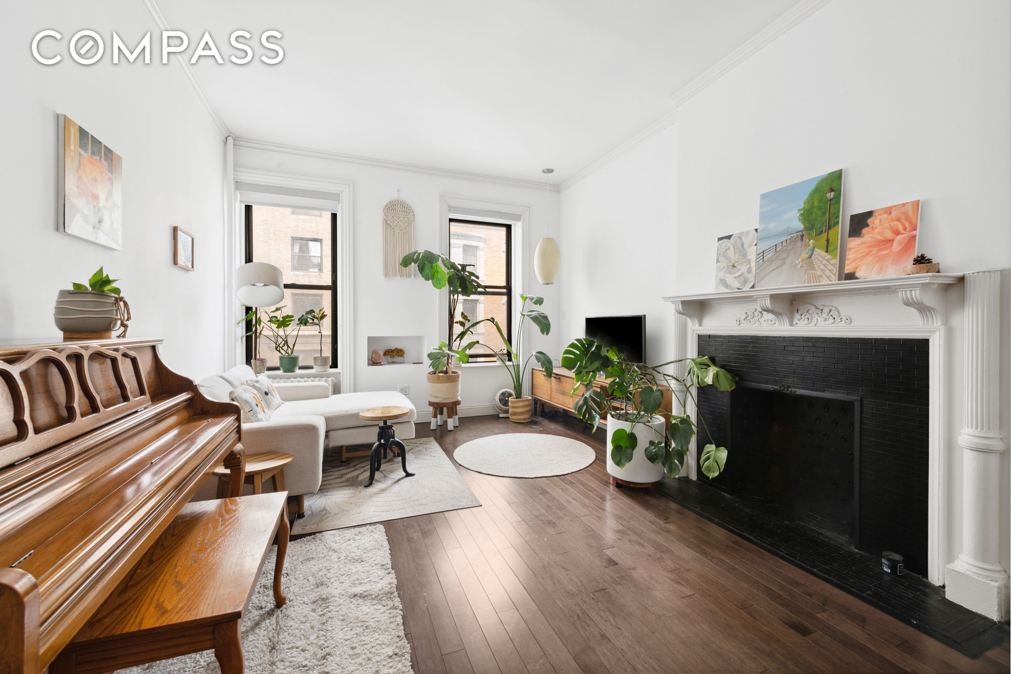 #1 photo, 332 W 101st Street, Upper West Side , NY 10025