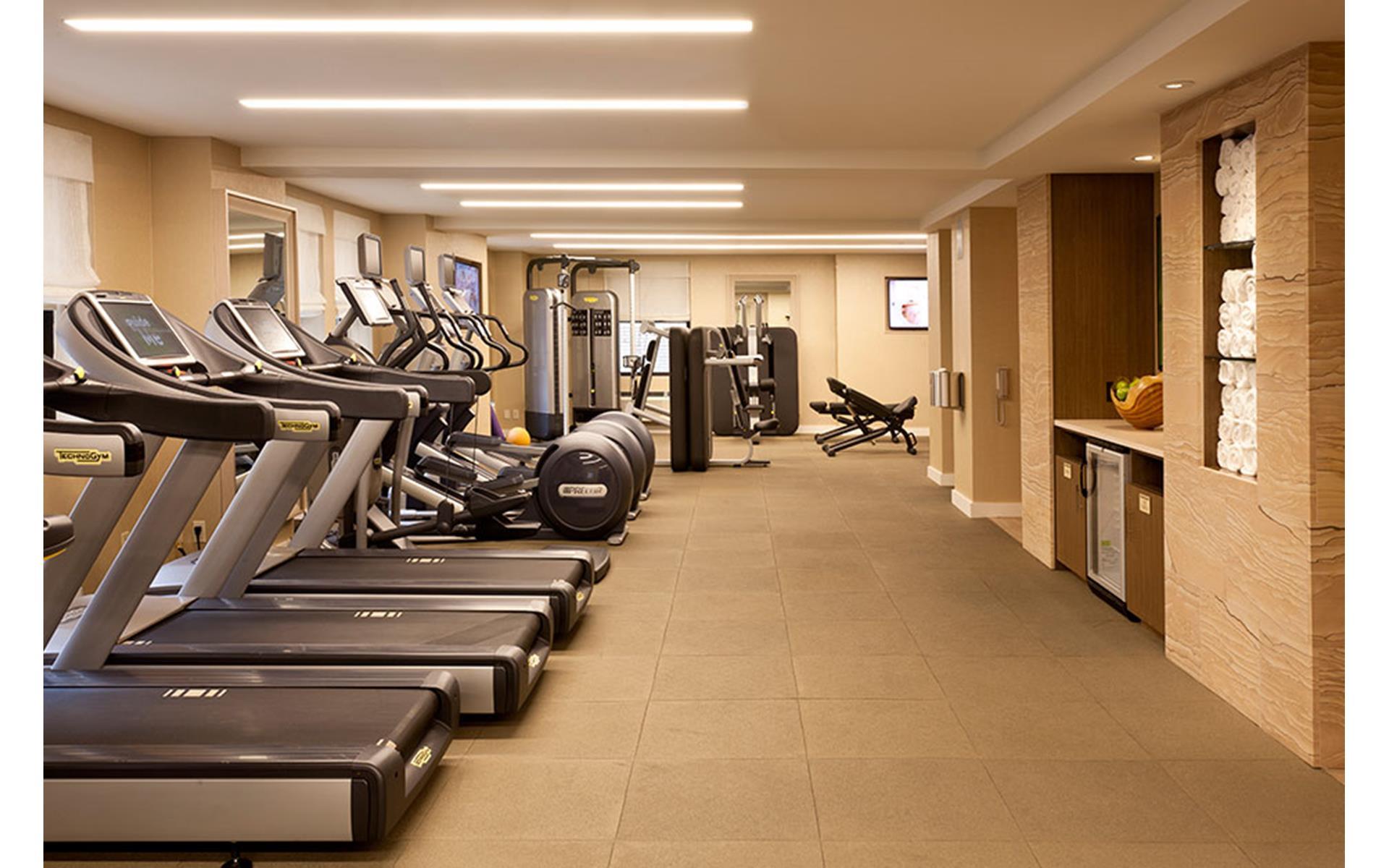 #13 photo, 160 CENTRAL Park S, マンハッタン Central Park South , NY 10019