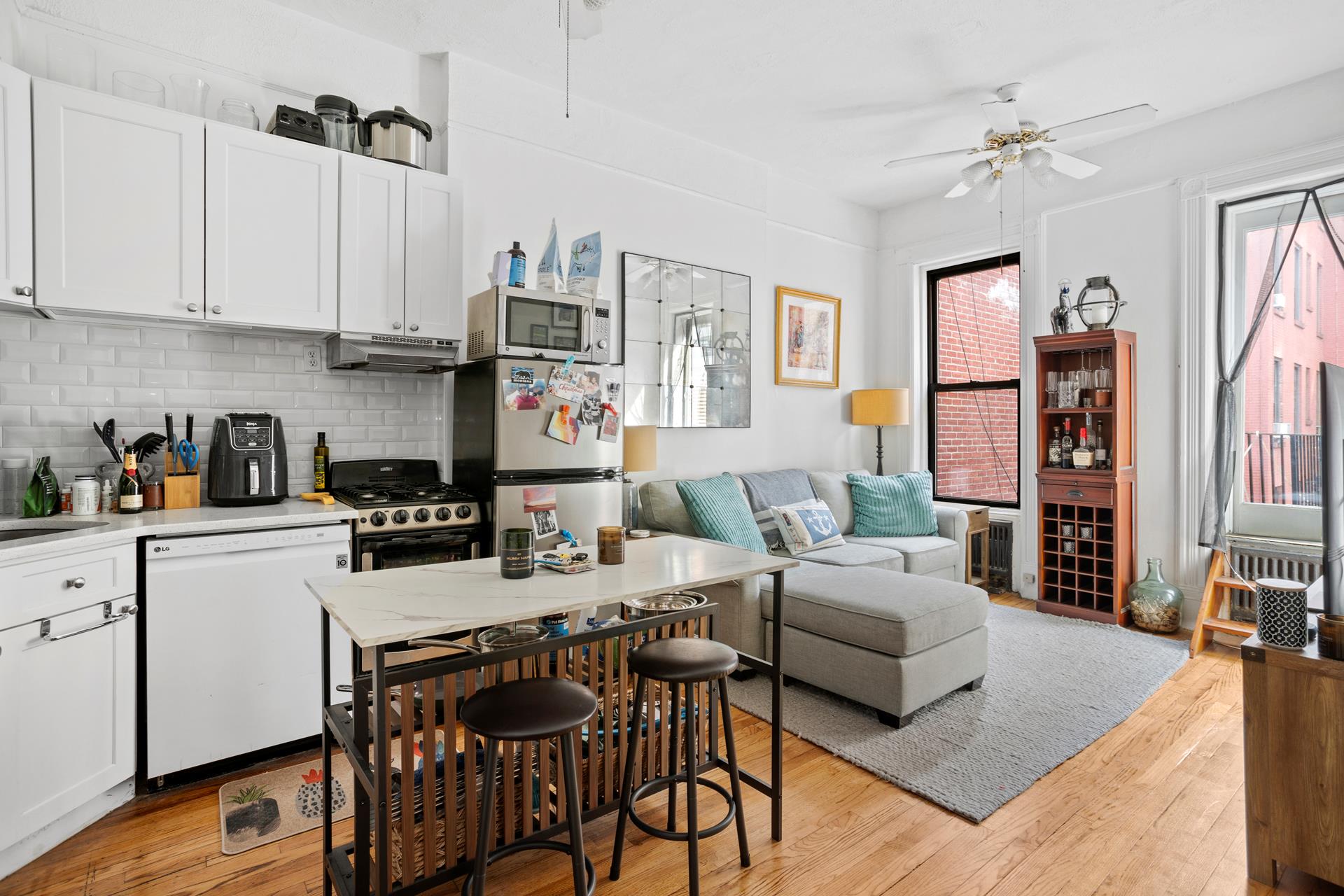 #1 photo, 104 W 73RD Street, Upper West Side , NY 10023