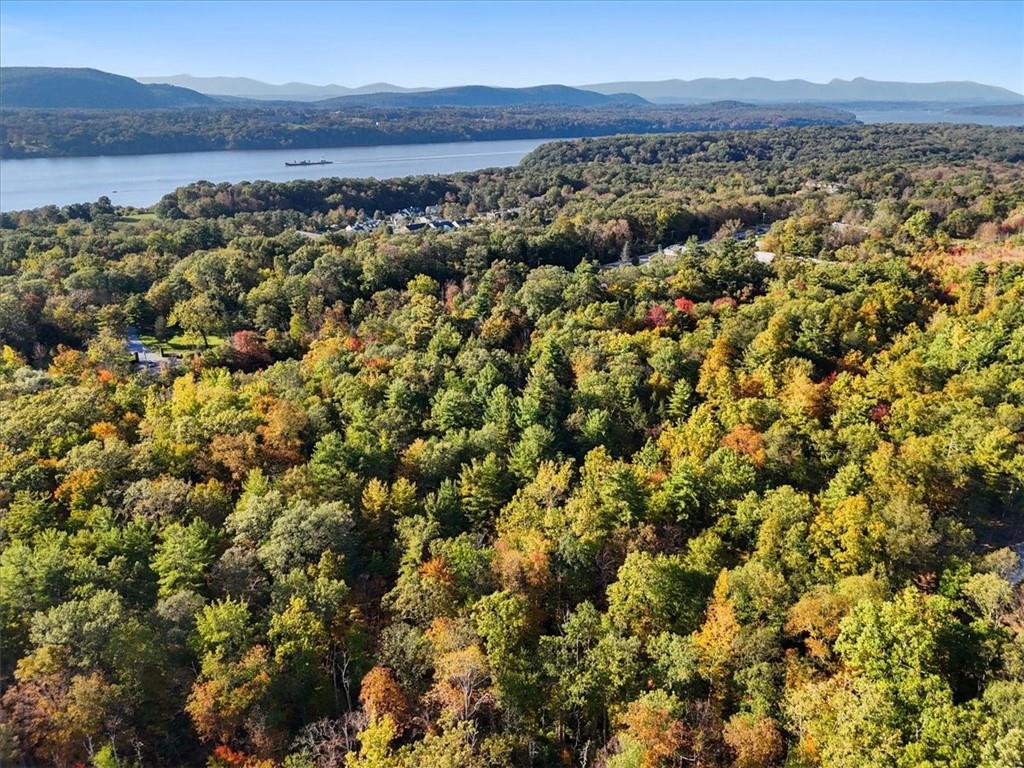 #7 photo, 4888 Albany Post Road, Staatsburg , NY 12538