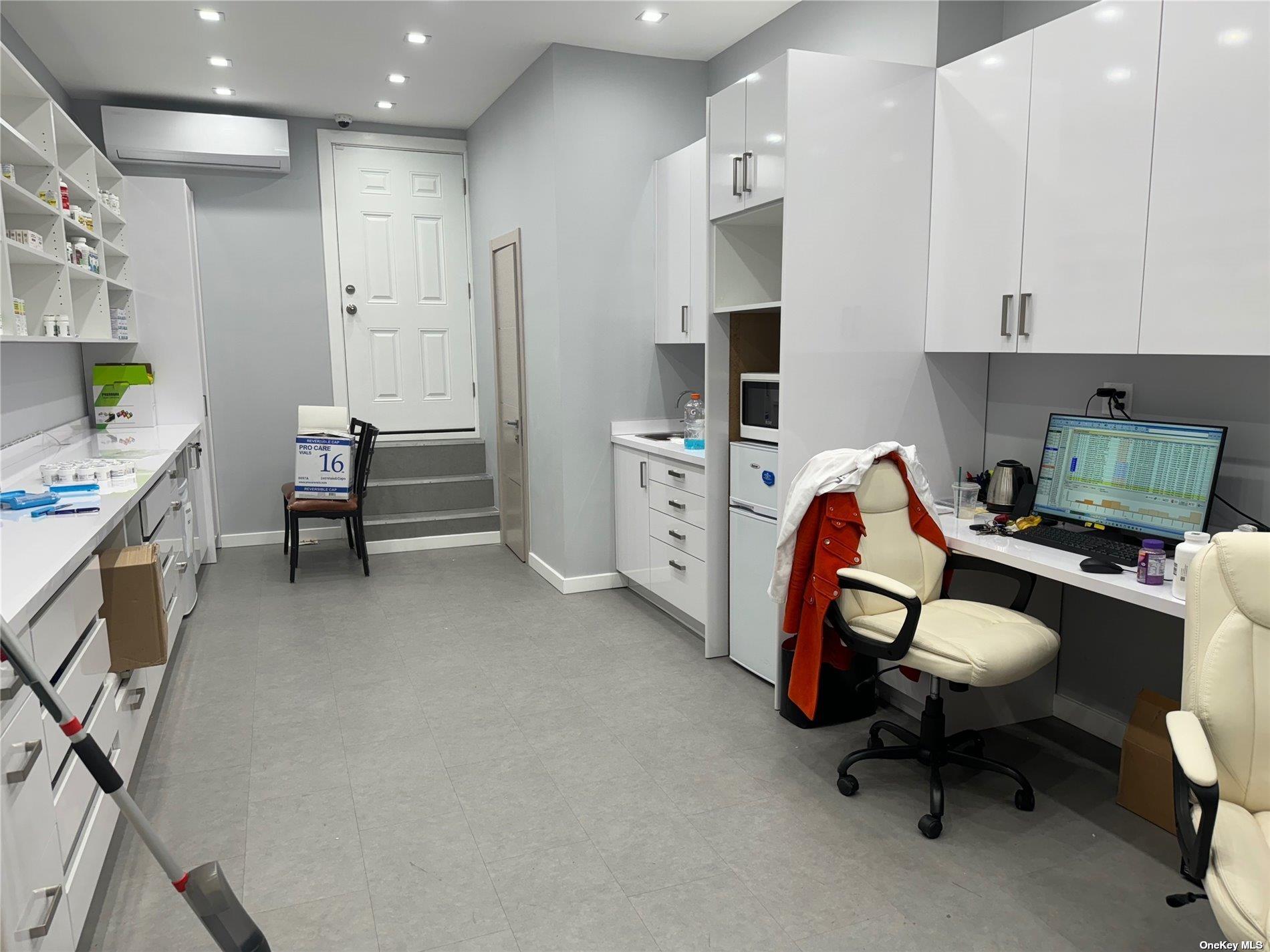 #8 photo, 45-16 National Street, クイーンズ区 Corona , NY 11368