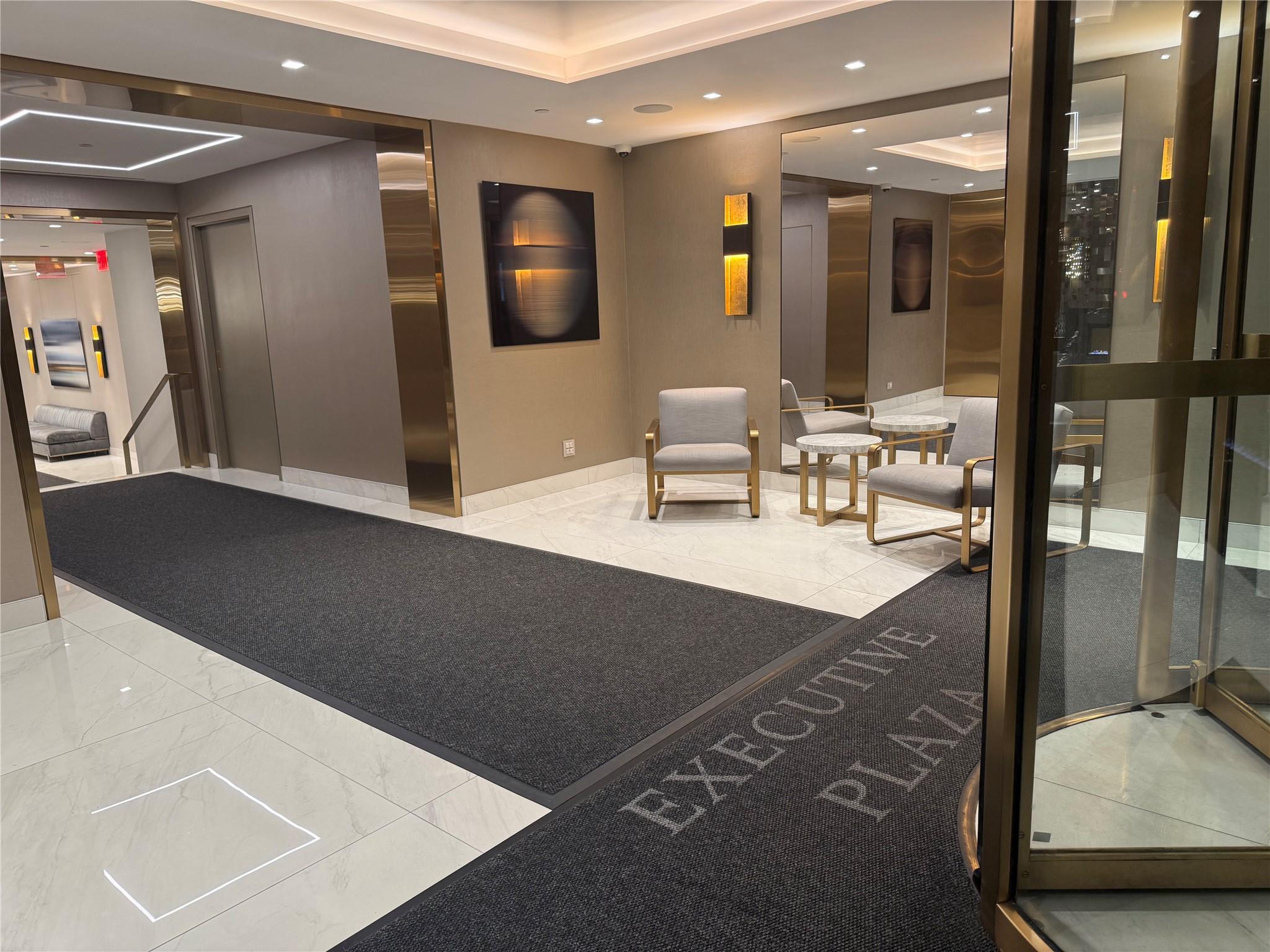 #10 photo, 150 W 51, マンハッタン New York (Manhattan) , NY 10019