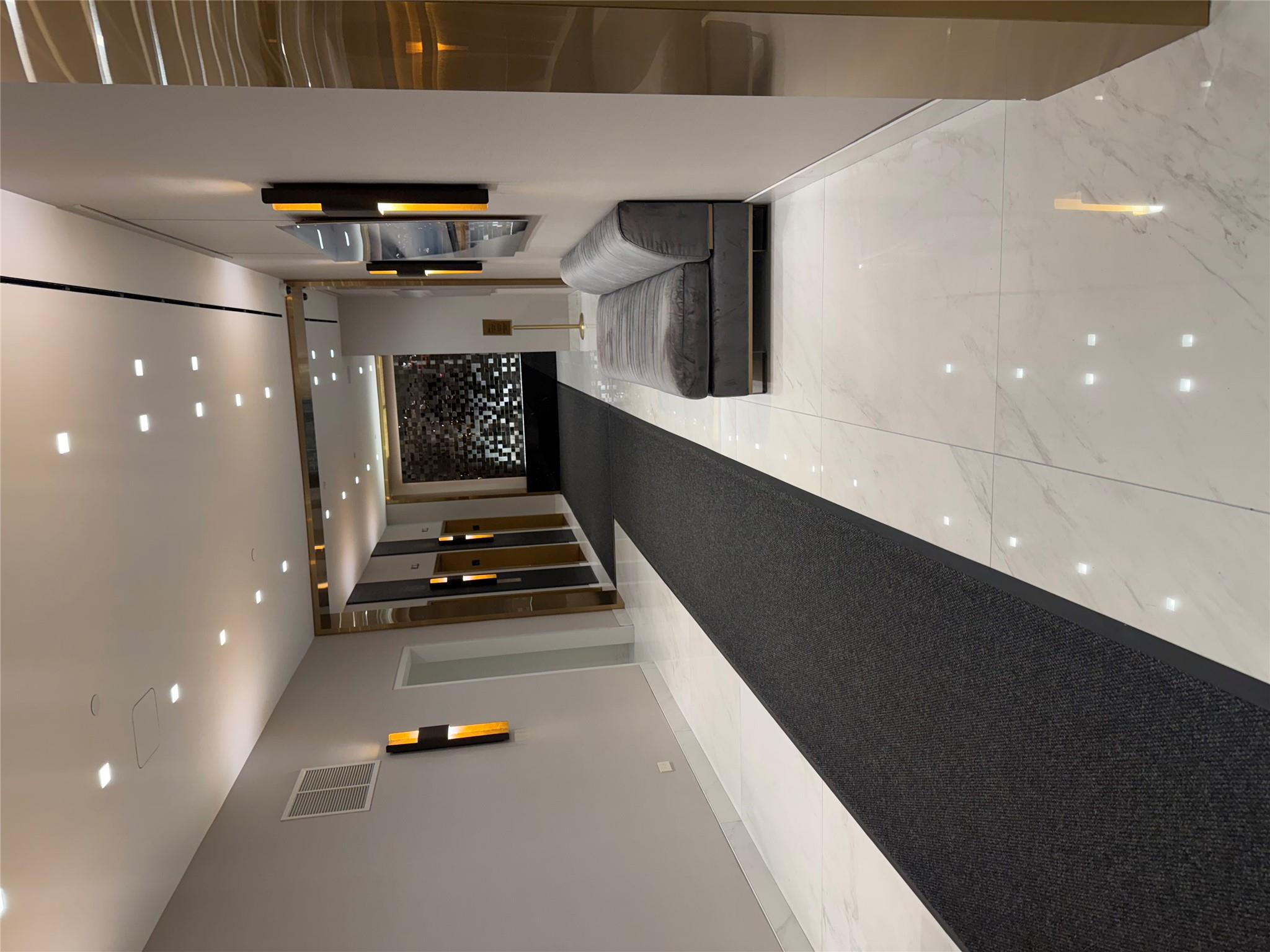 #18 photo, 150 W 51, マンハッタン New York (Manhattan) , NY 10019