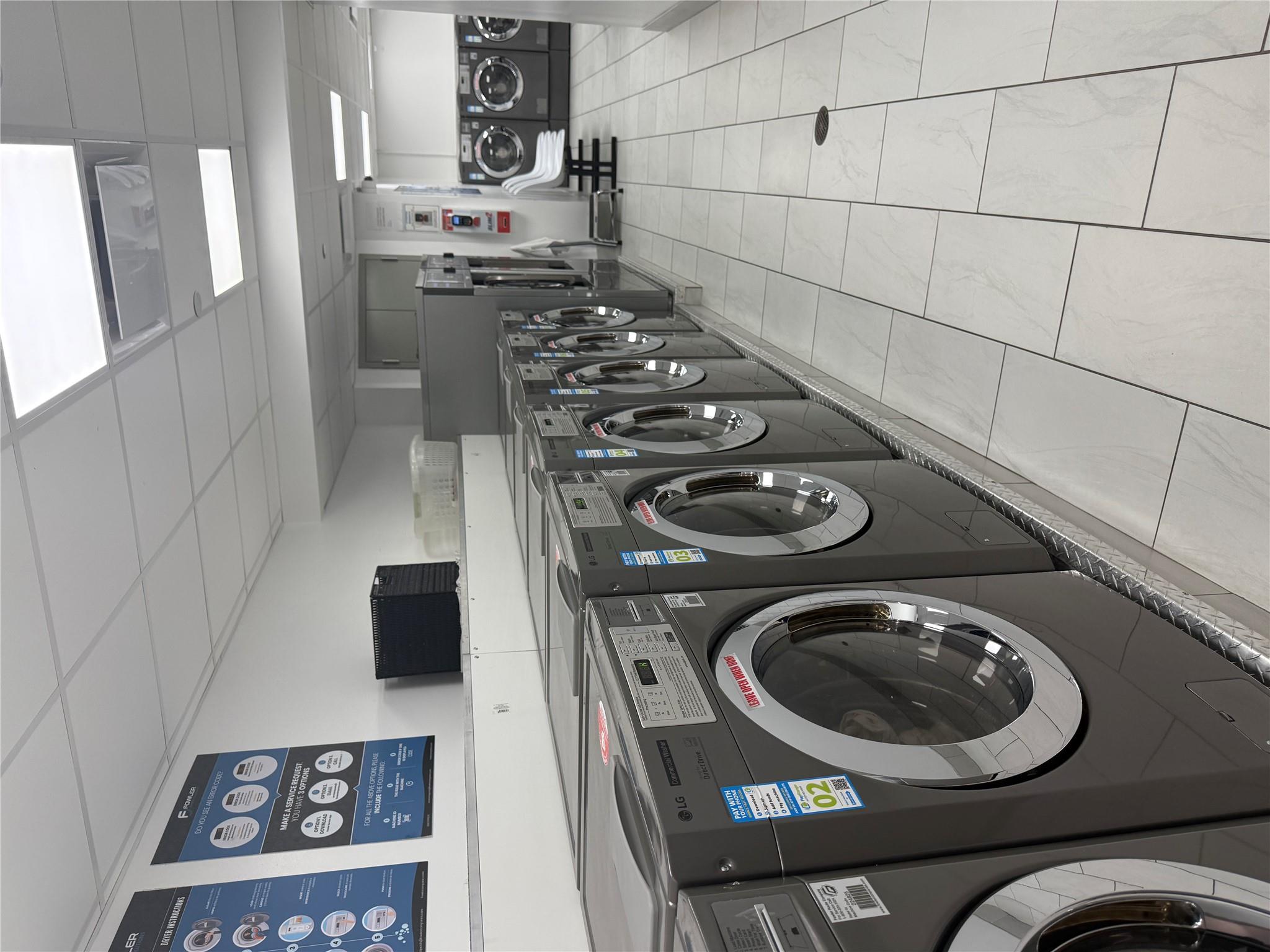 #19 photo, 150 W 51, マンハッタン New York (Manhattan) , NY 10019