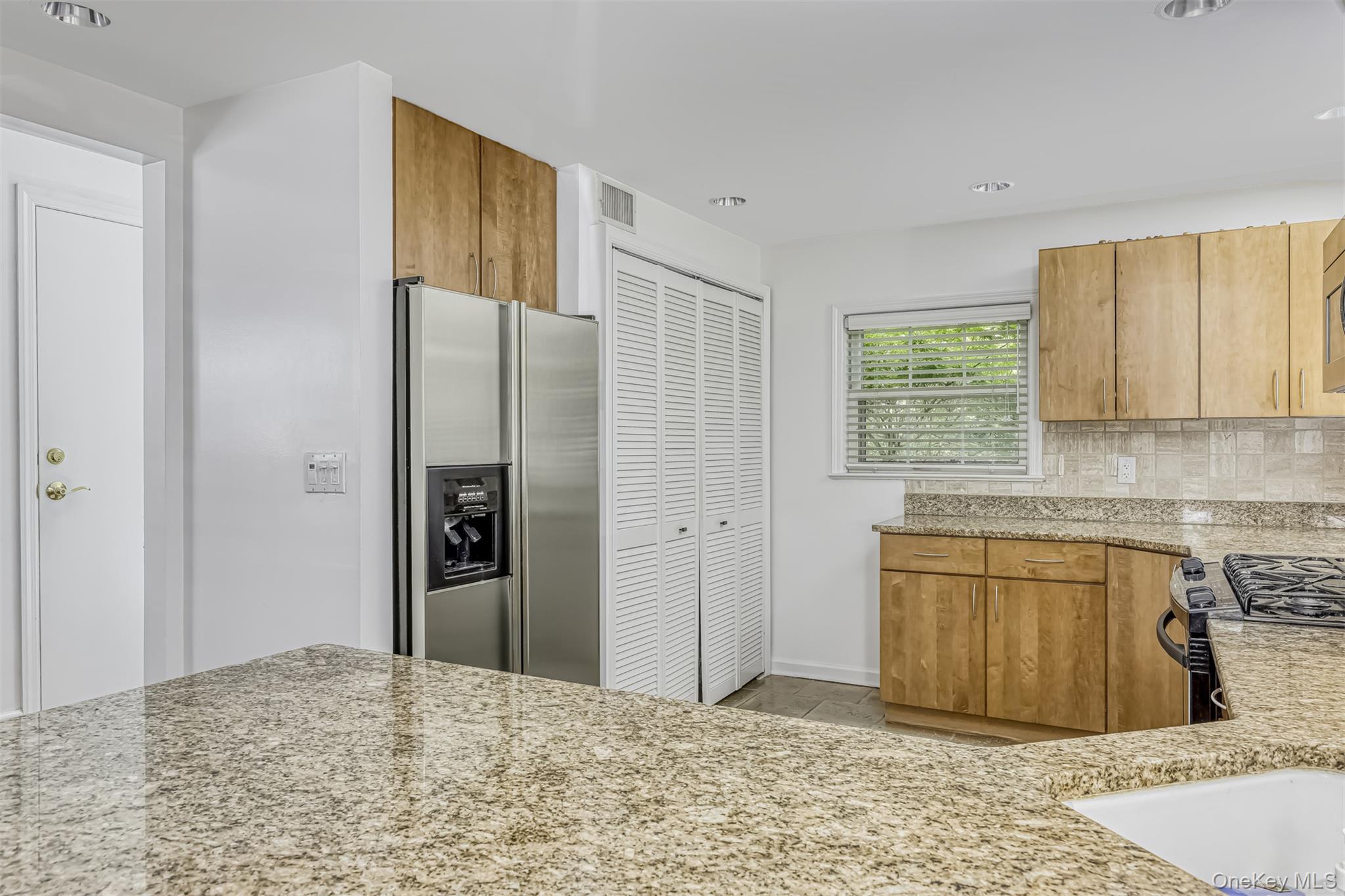 #13 photo, 463 Haverstraw Road, Suffern , NY 10901