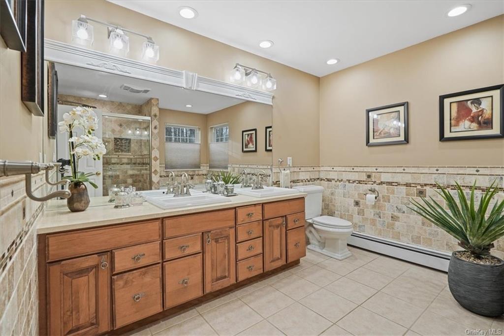 #11 photo, 16 Lori Lane, Chester , NY 10918