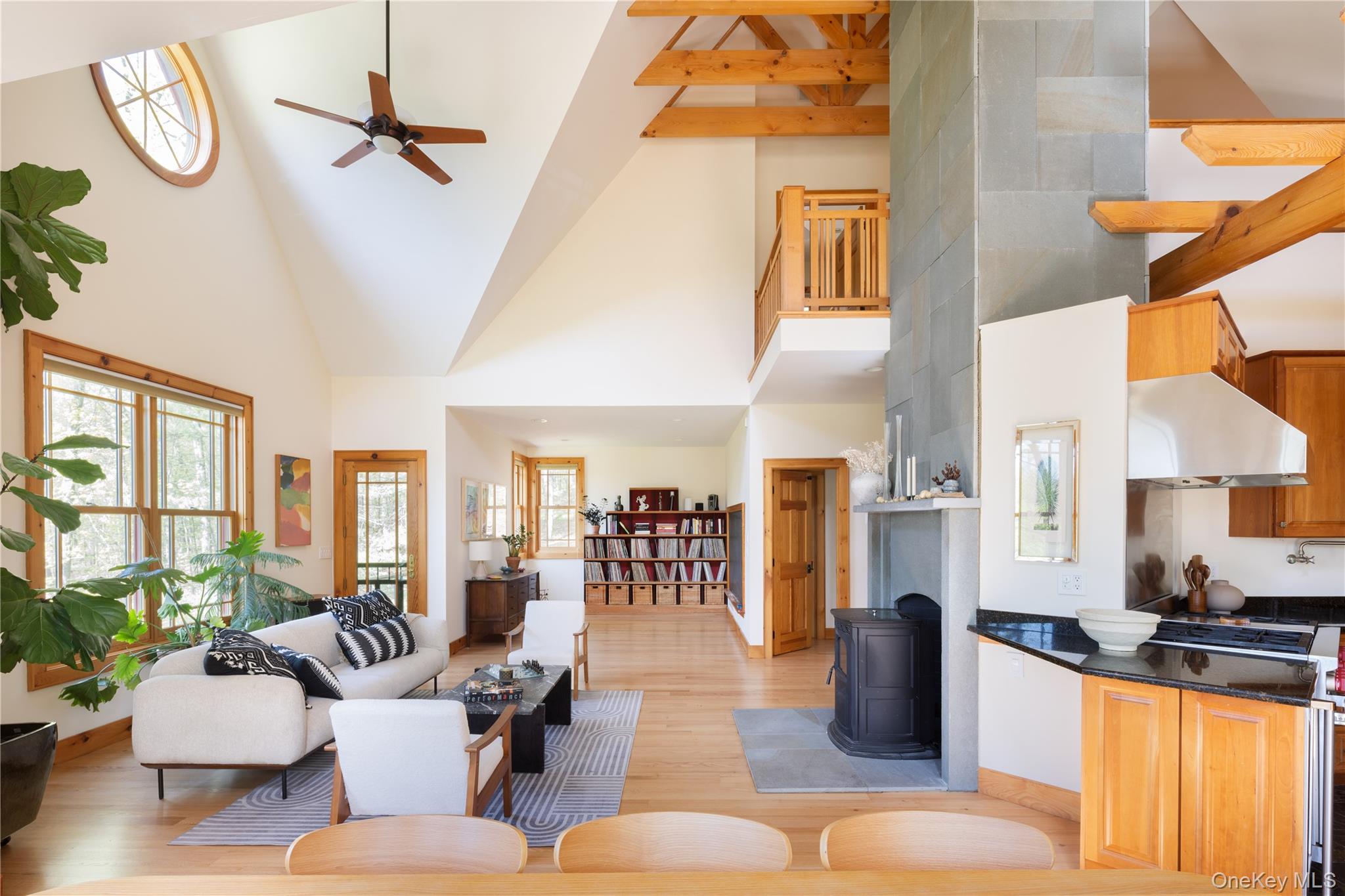 #7 photo, 15 Old Farm Road, Rhinebeck , NY 12572