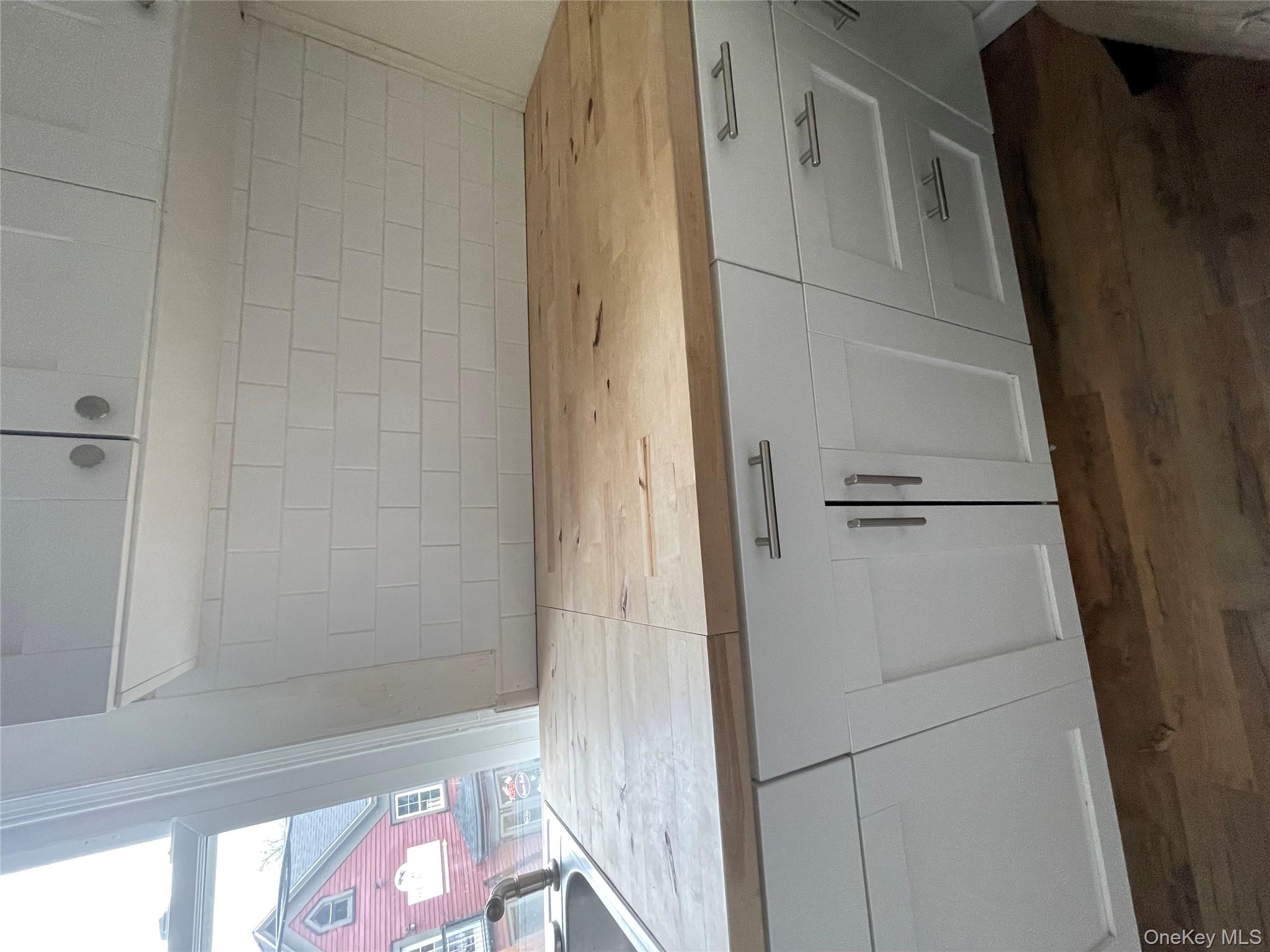 #18 photo, 59 Main Street, New Paltz , NY 12561