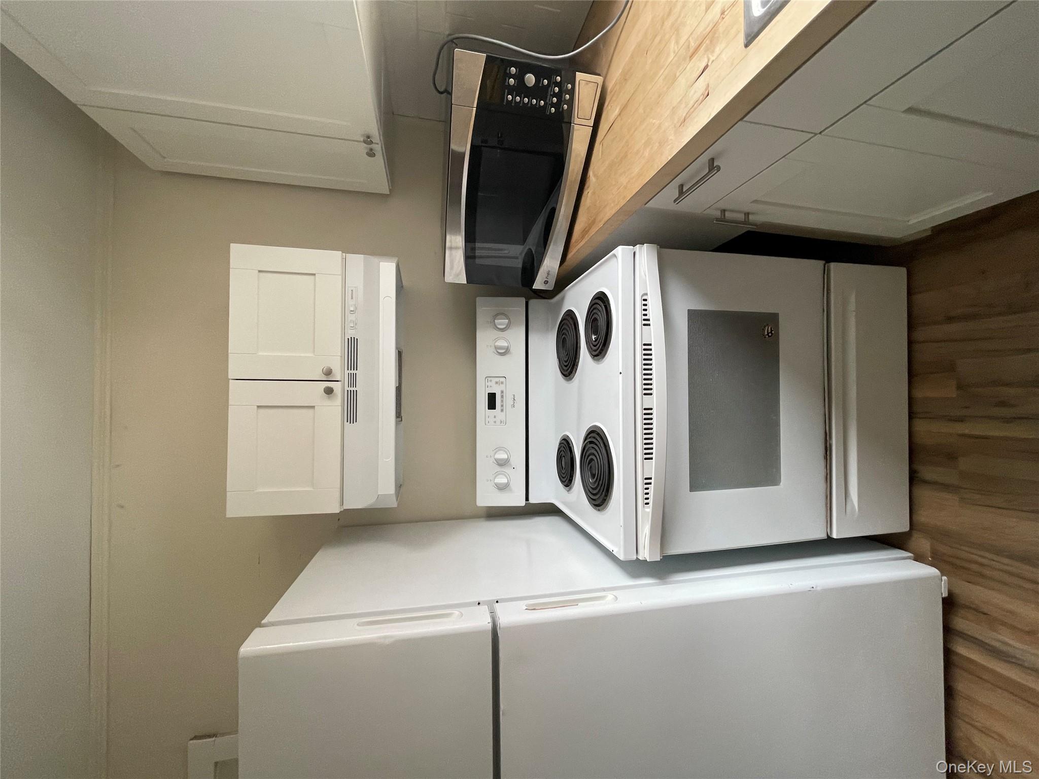 #19 photo, 59 Main Street, New Paltz , NY 12561