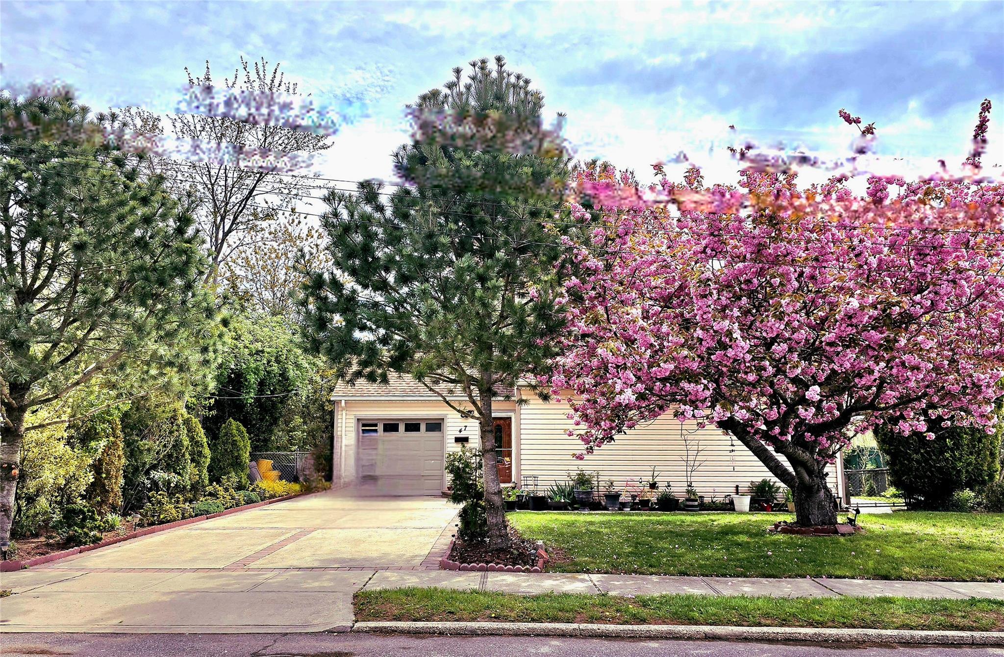 #1 photo, 47 Camp Road, Massapequa , NY 11758