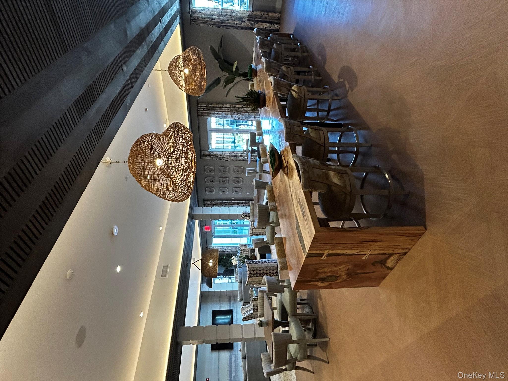 #18 photo, 4180 Sunrise Highway, サフォーク郡 Oakdale , NY 11716