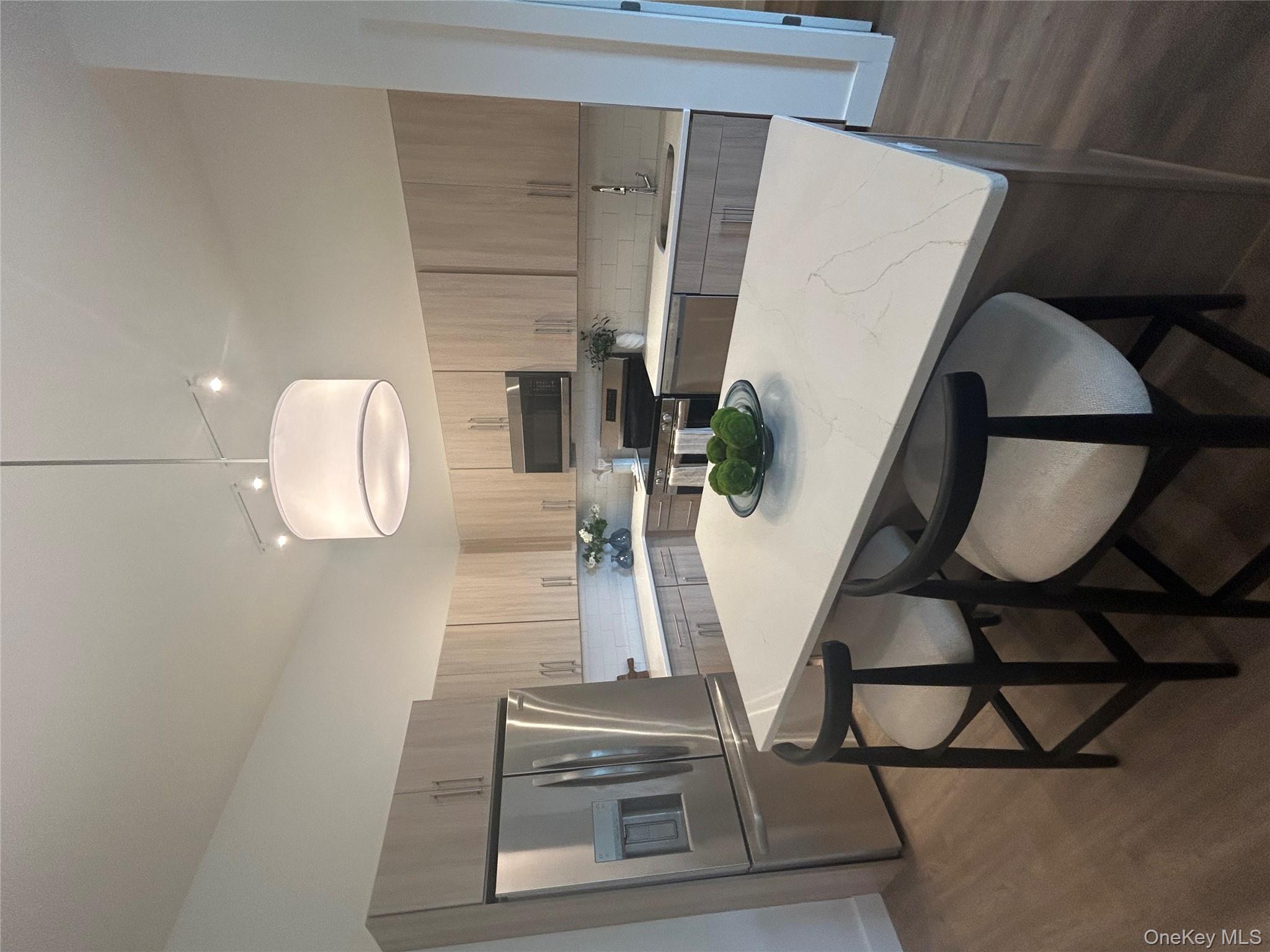 #20 photo, 4180 Sunrise Highway, サフォーク郡 Oakdale , NY 11716