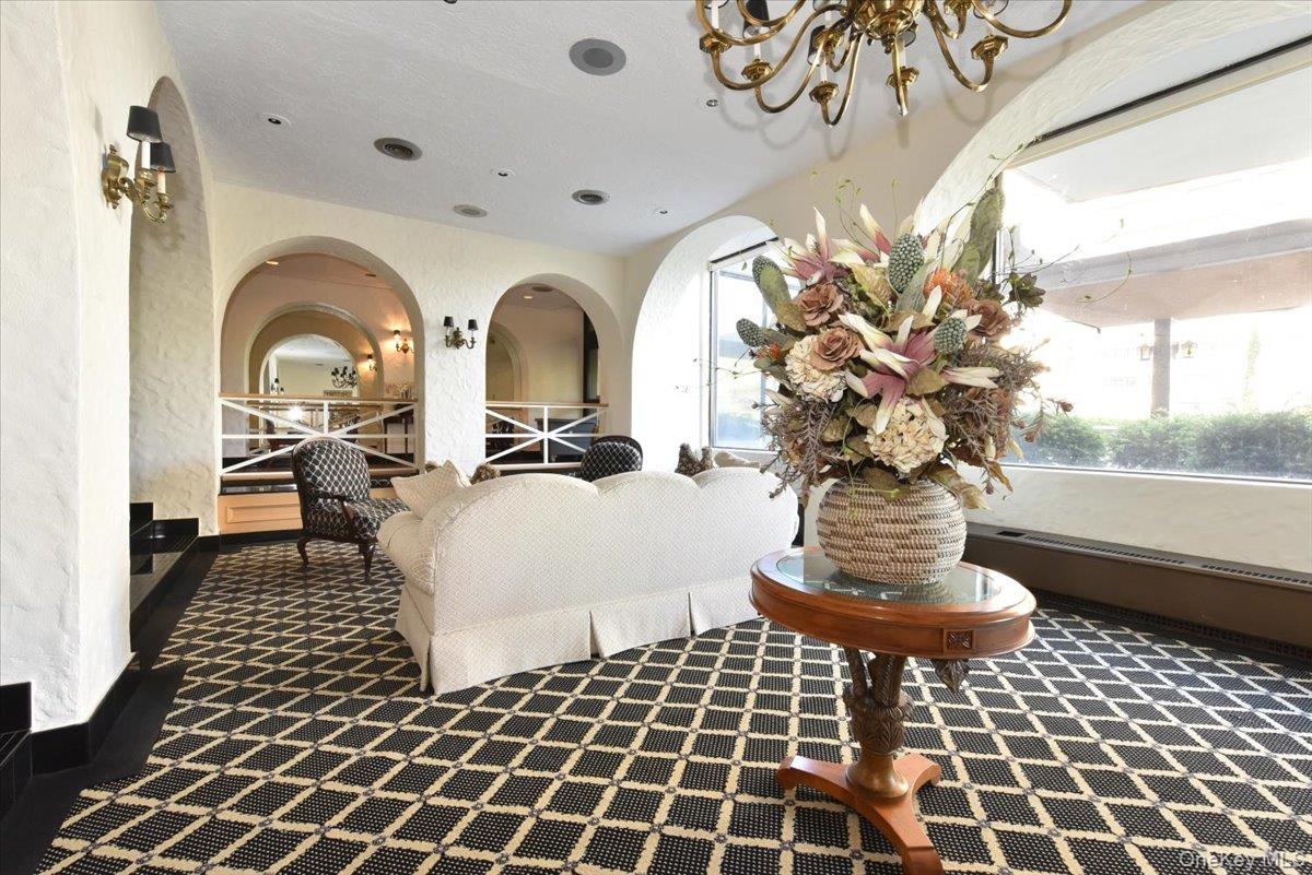 #4 photo, 18-15 215th Street, クイーンズ区 Bayside , NY 11360