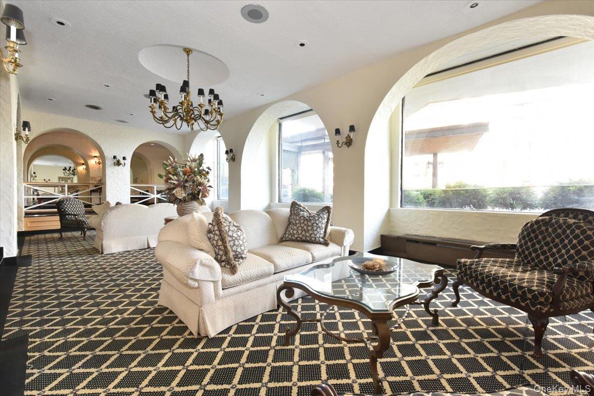 #5 photo, 18-15 215th Street, クイーンズ区 Bayside , NY 11360