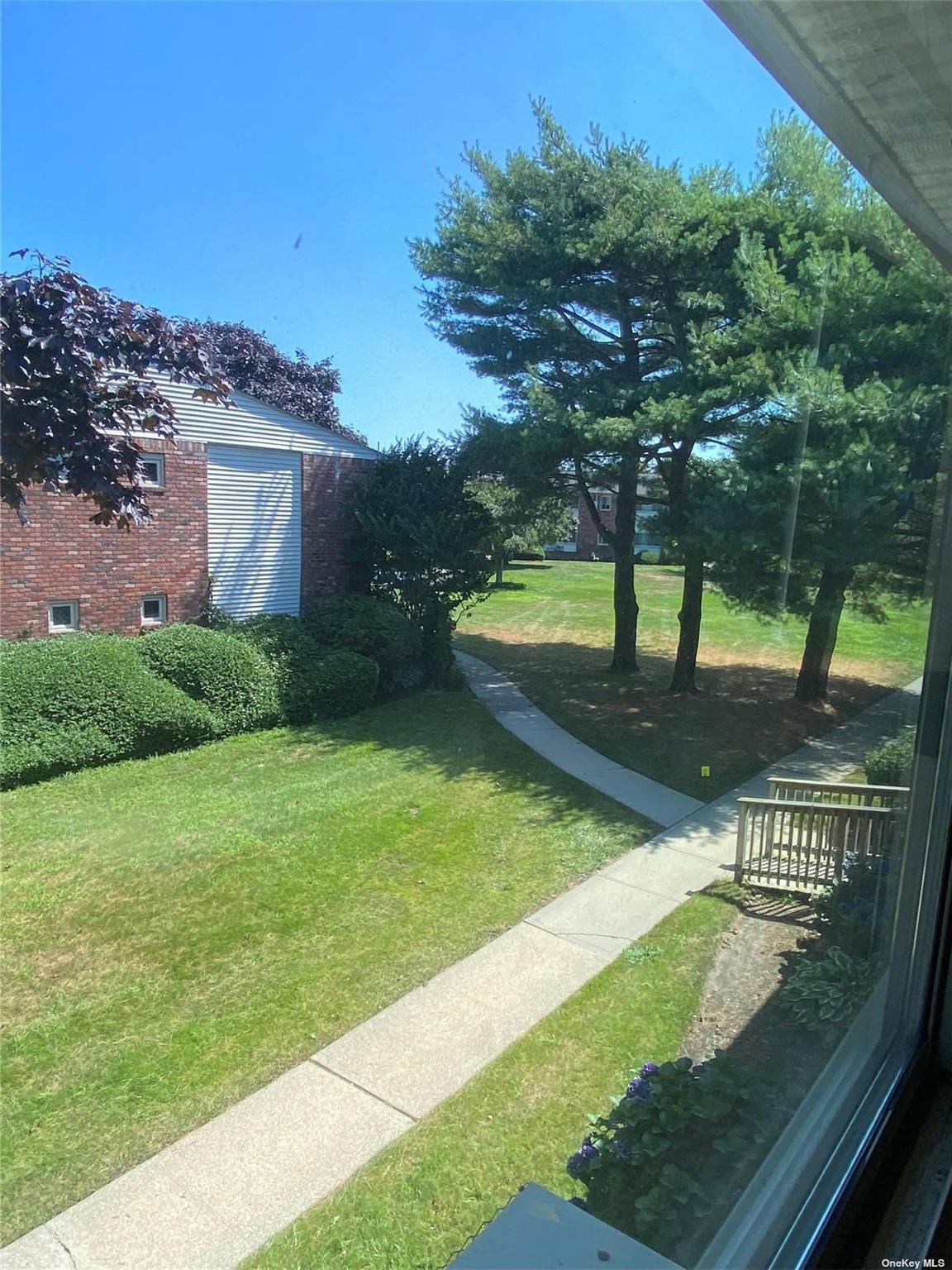 #11 photo, 2417 Union Boulevard, 東長島 艾斯利普 Islip , NY 11751