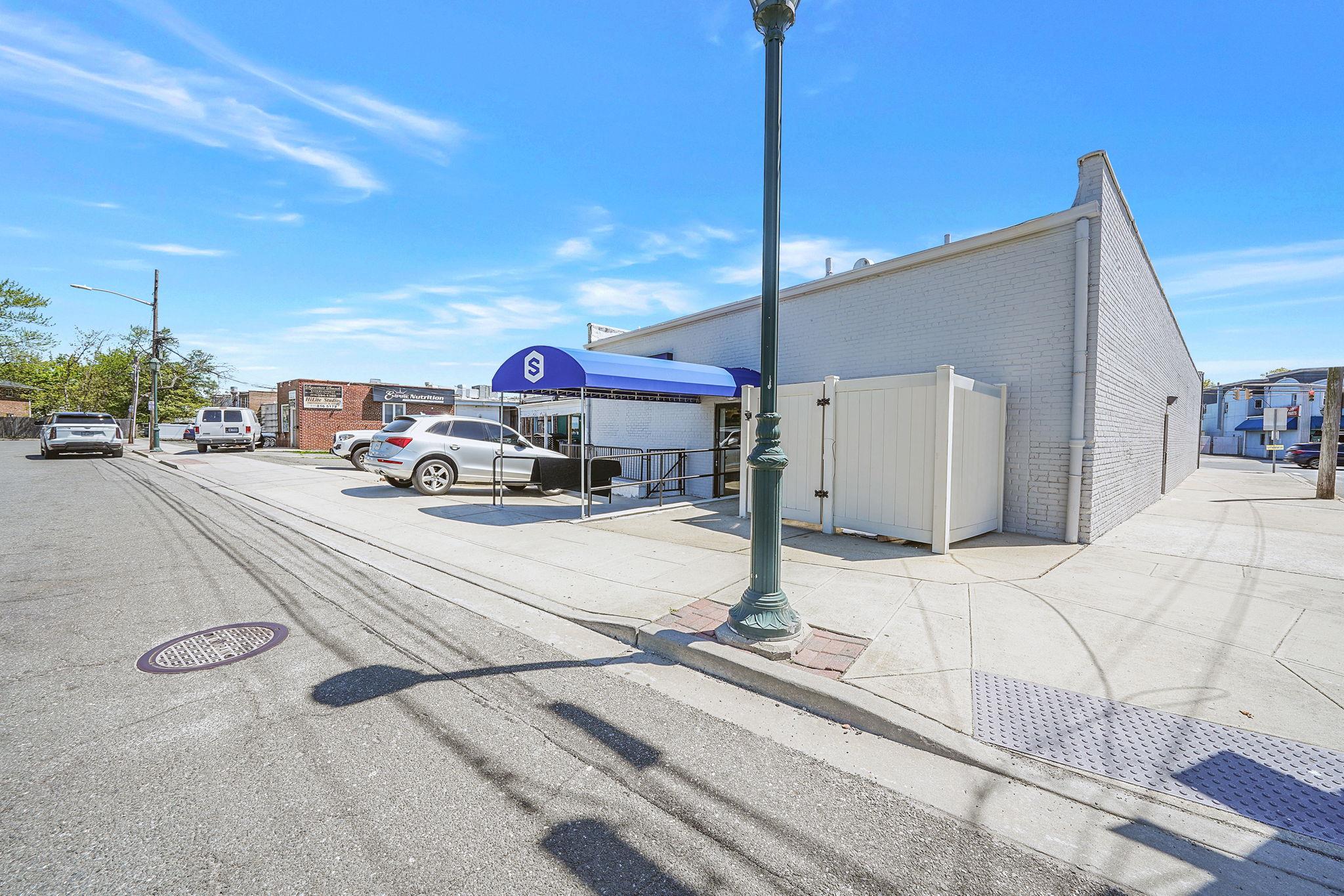 #2 photo, 2816 Long Beach Road, ナッソー郡 Oceanside , NY 11572