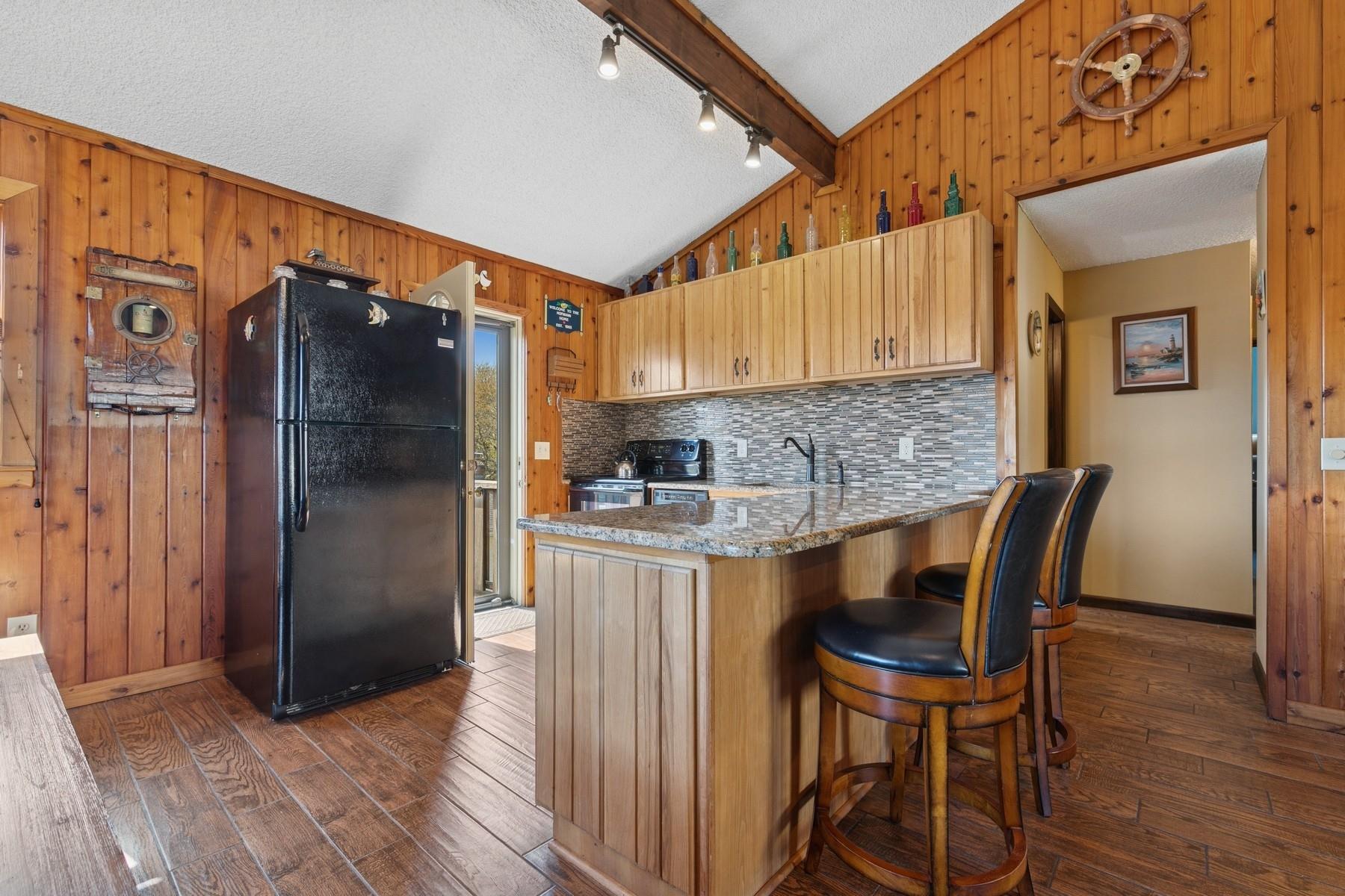 #12 photo, 18 Hoppin Avenue, سوفولك Montauk , NY 11954