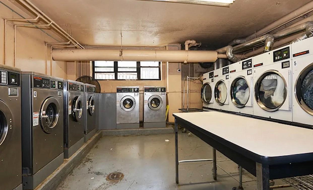 #3 photo, 8111 45TH Avenue, クイーンズ区 Elmhurst , NY 11373