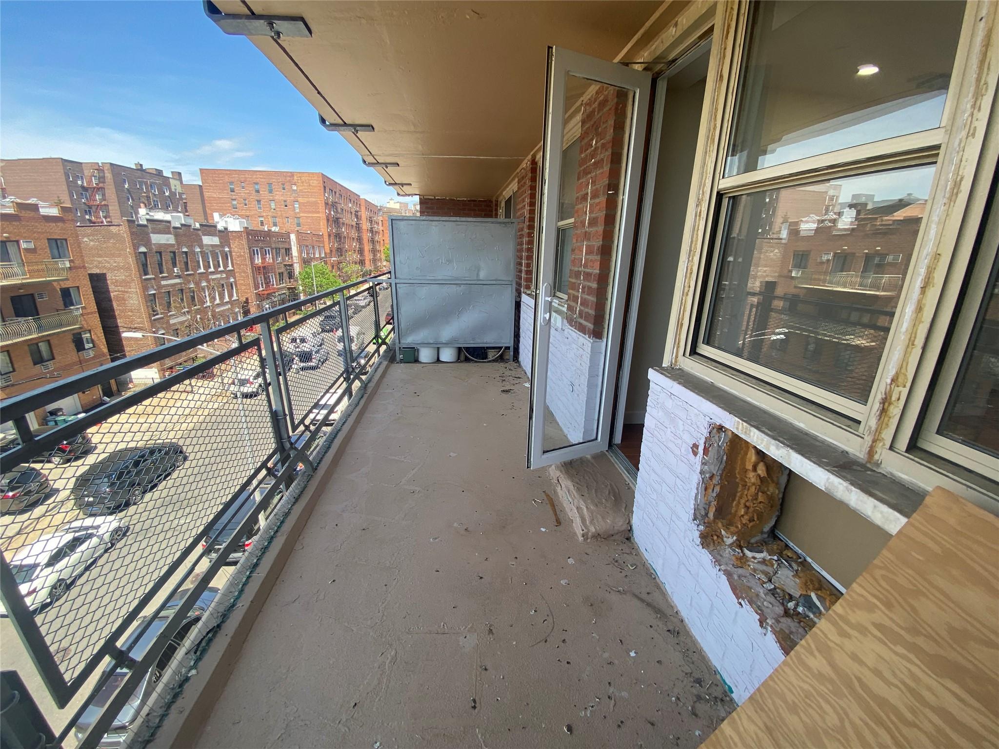 #9 photo, 8111 45TH Avenue, クイーンズ区 Elmhurst , NY 11373