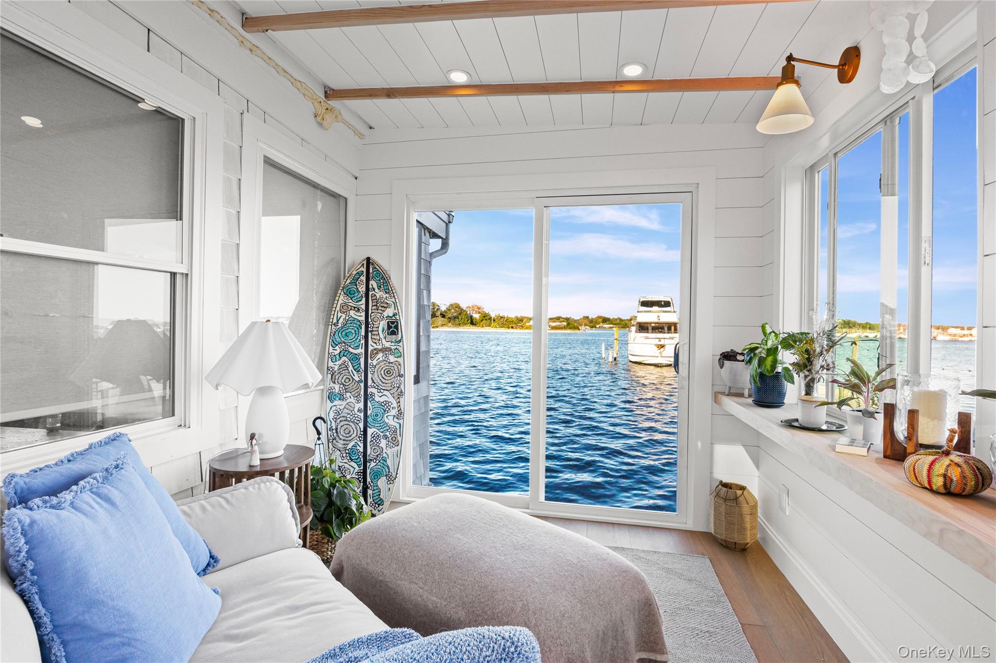 #4 photo, 53 Old Neck Road, サフォーク郡 Center Moriches , NY 11934