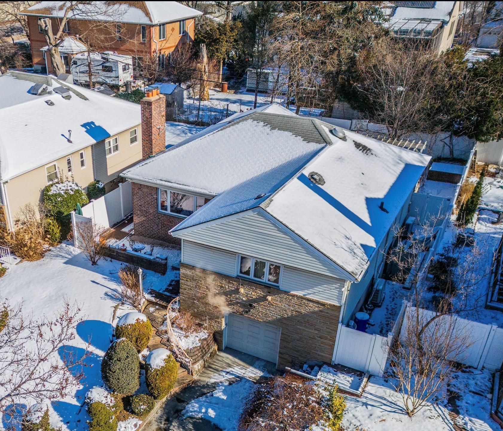 #1 photo, 61-25 211 street, 皇后区 贝塞 Bayside , NY 11364