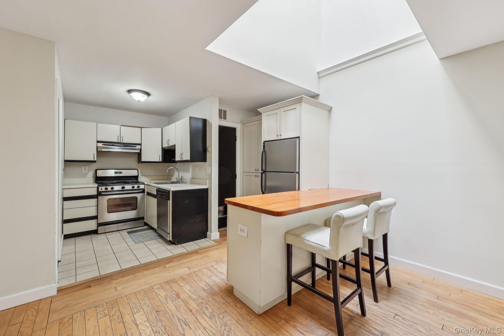 #12 photo, 215 Washington Street, Tappan , NY 10983