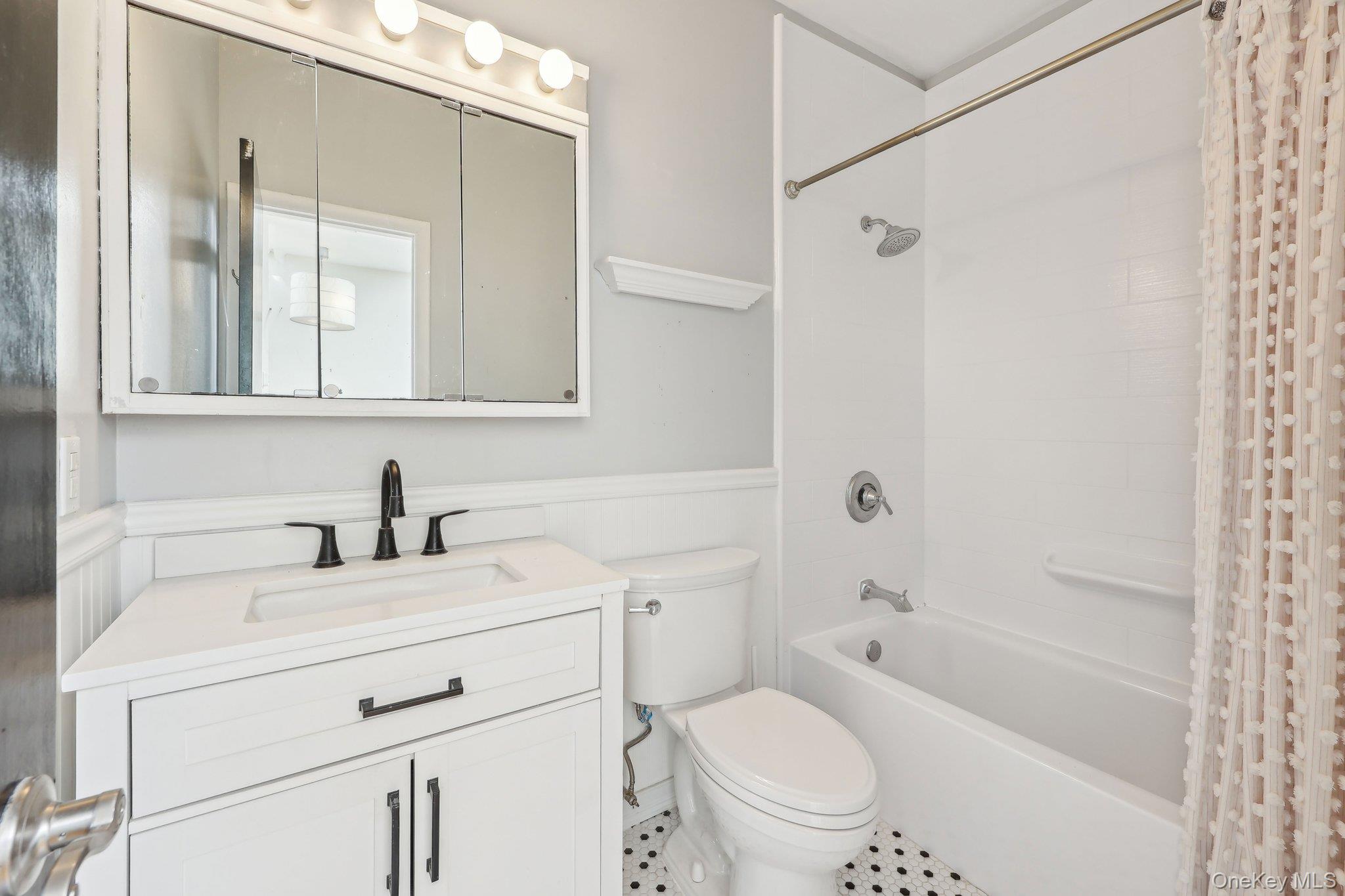 #19 photo, 215 Washington Street, Tappan , NY 10983