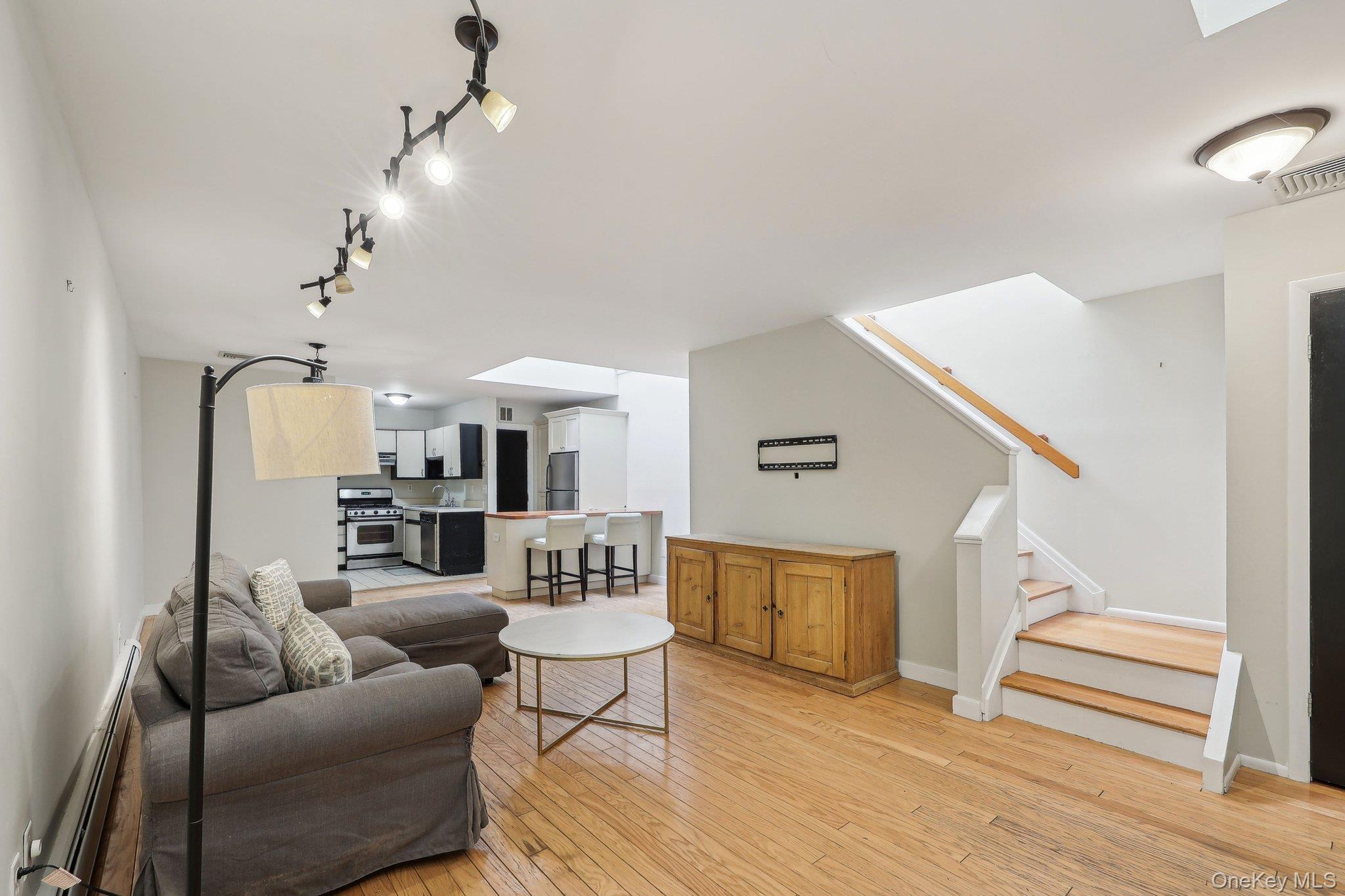 #4 photo, 215 Washington Street, Tappan , NY 10983