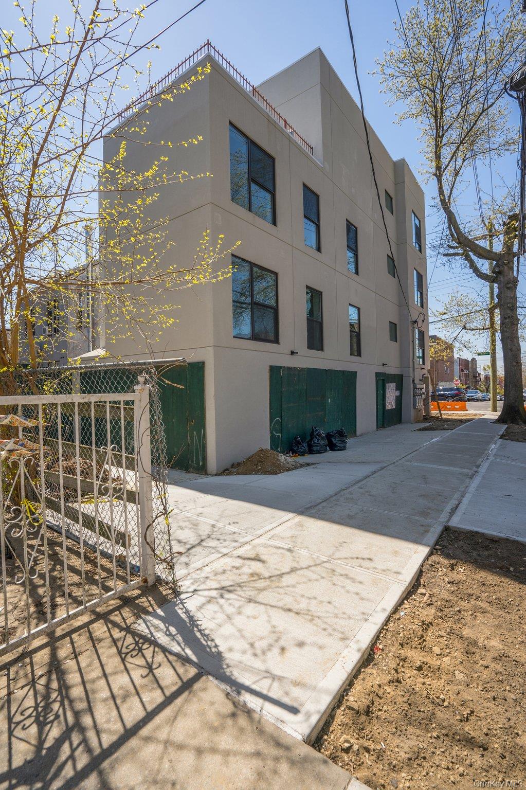 #5 photo, 3650 Bronxwood Avenue, ブロンクス区 Bronx , NY 10469