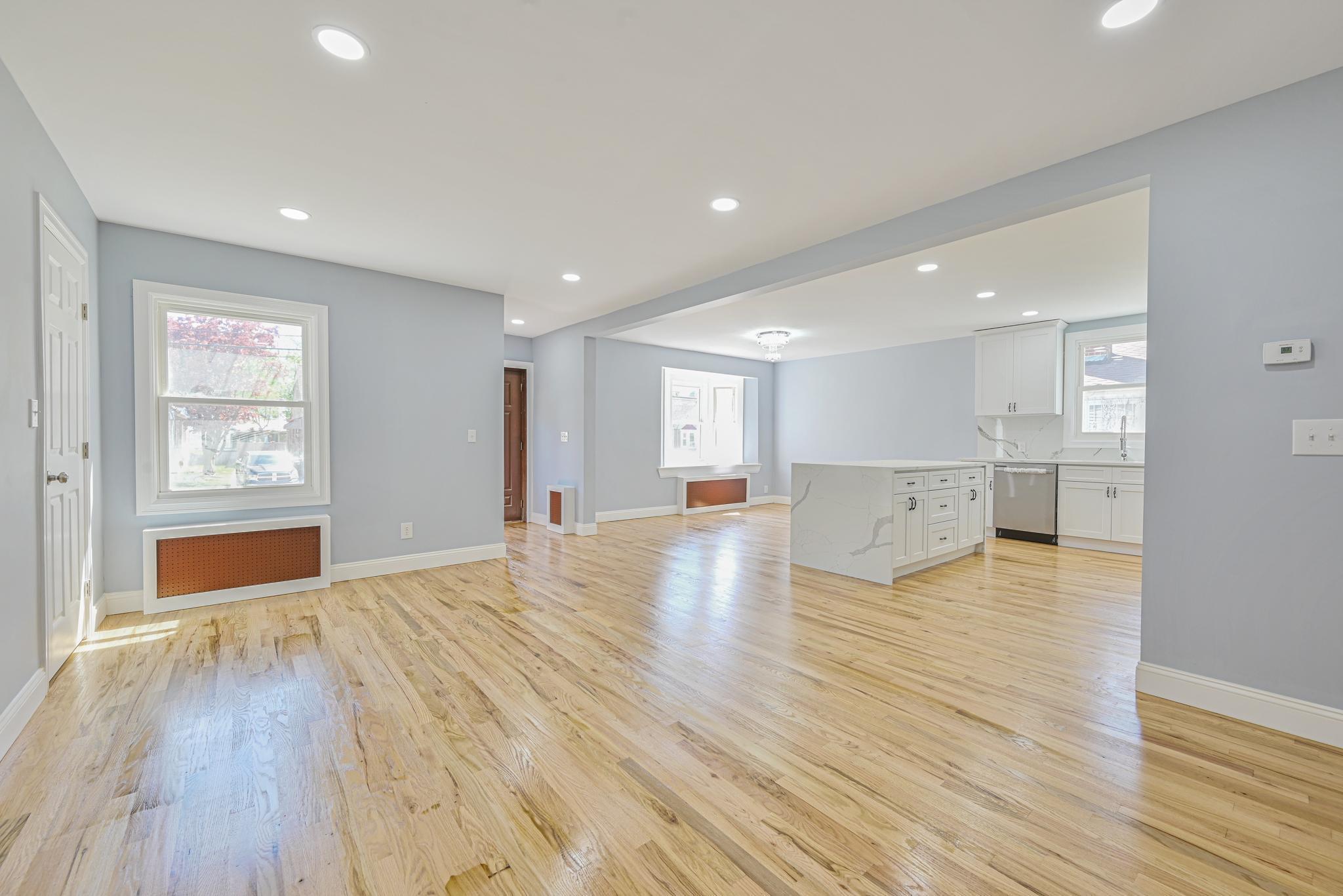 #11 photo, 49 Carol Street, West Hempstead , NY 11552