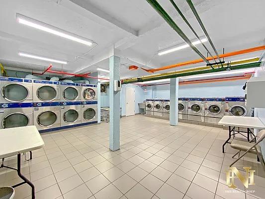 #5 photo, 96-11 65 Road, クイーンズ区 Rego Park , NY 11374