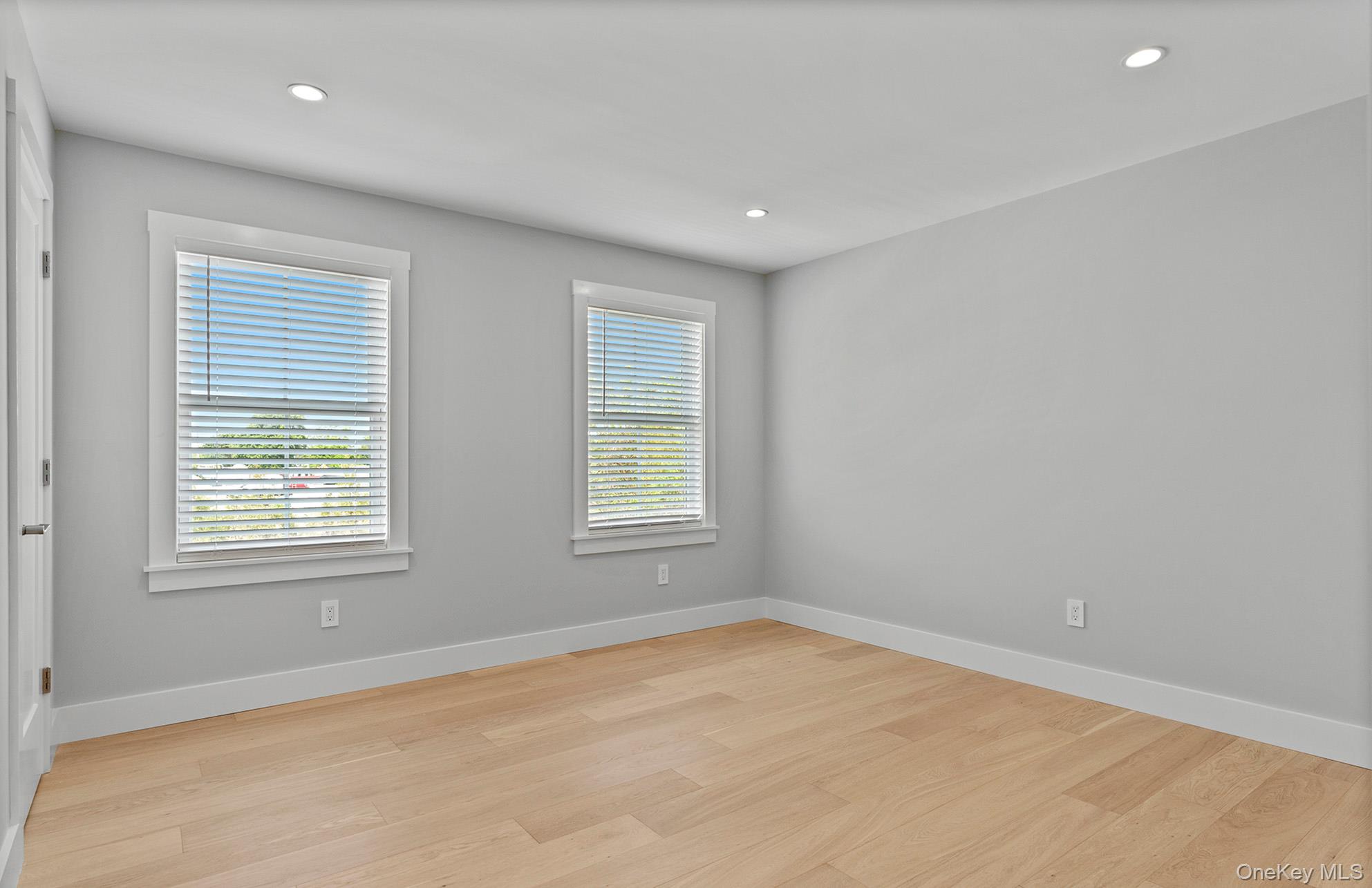 #14 photo, 7 Fanning Avenue, サフォーク郡 Hampton Bays , NY 11946