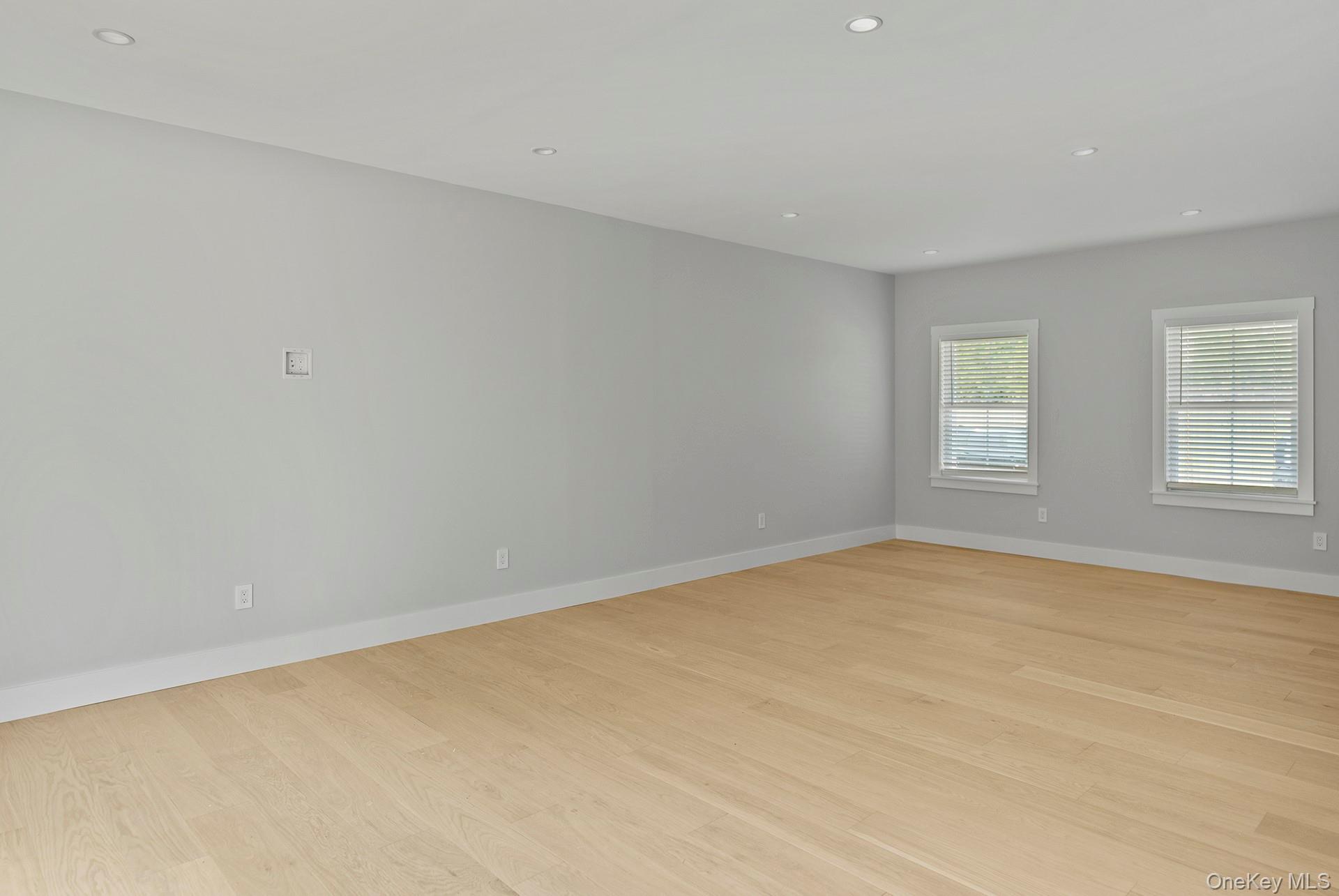 #8 photo, 7 Fanning Avenue, サフォーク郡 Hampton Bays , NY 11946