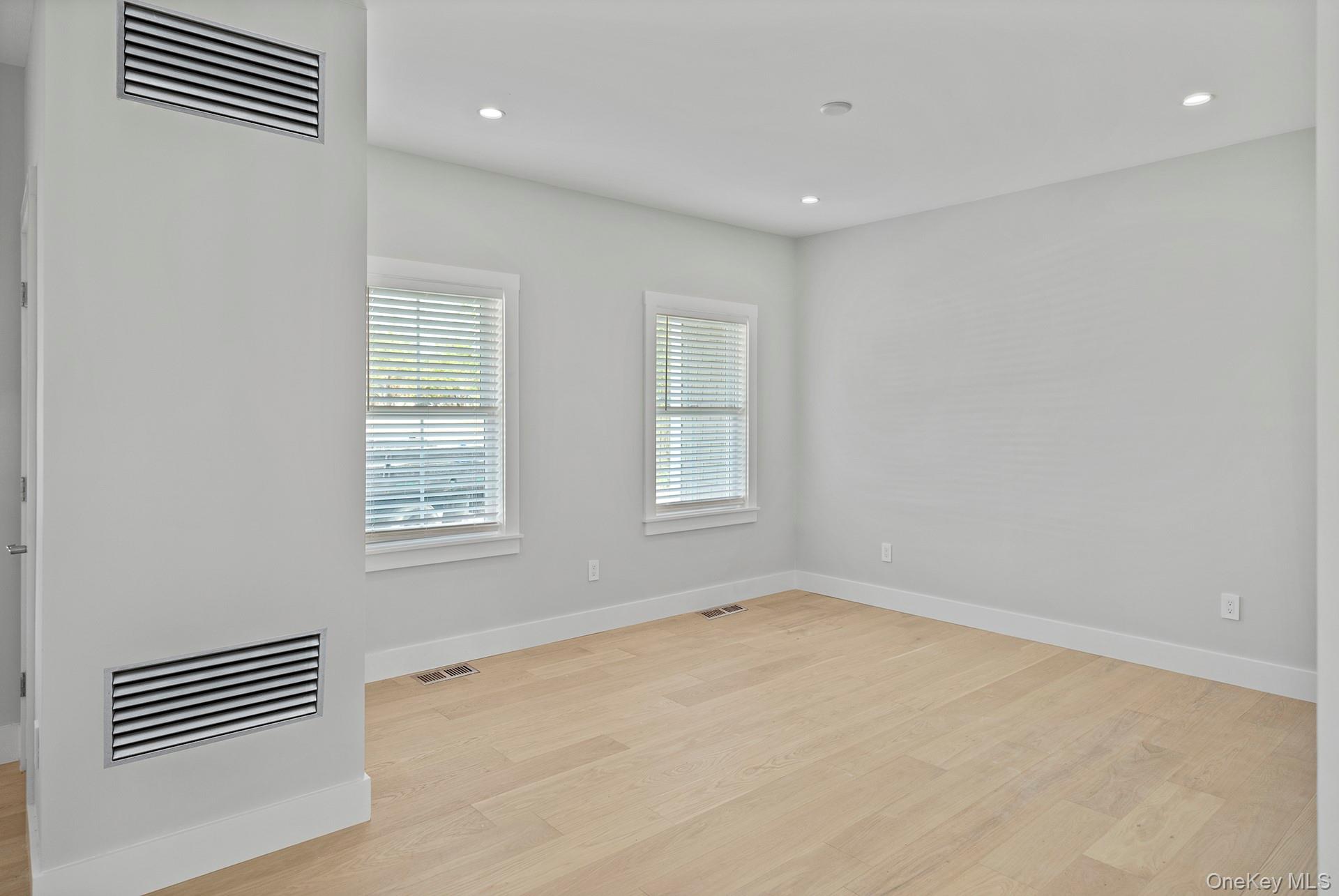 #9 photo, 7 Fanning Avenue, サフォーク郡 Hampton Bays , NY 11946