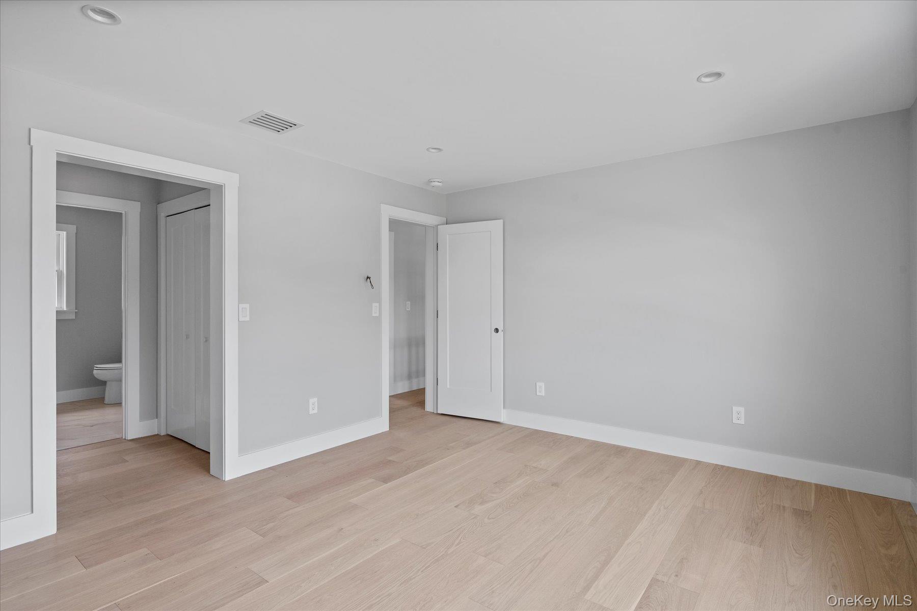 #17 photo, 9 Fanning Avenue, サフォーク郡 Hampton Bays , NY 11946