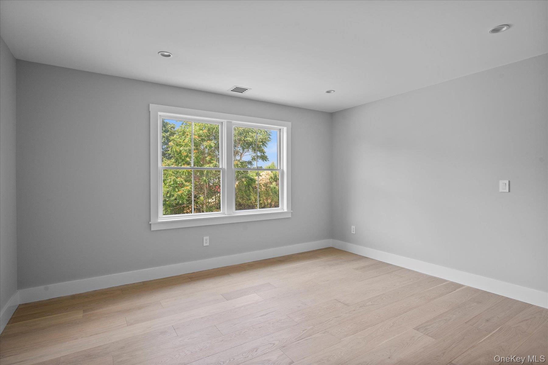 #18 photo, 9 Fanning Avenue, サフォーク郡 Hampton Bays , NY 11946